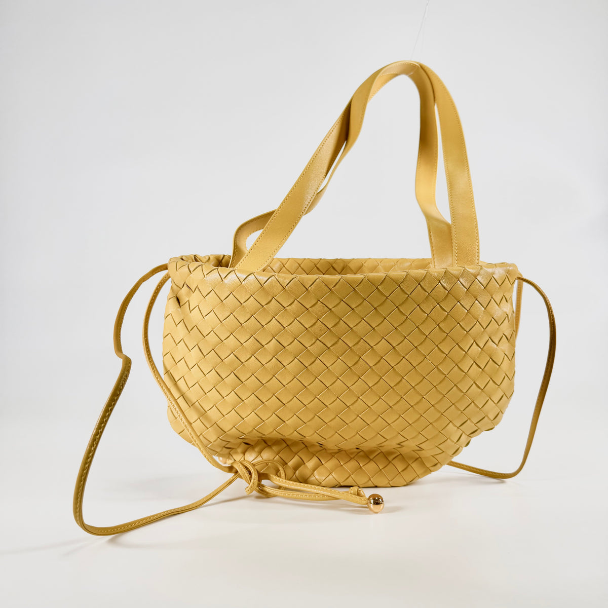 2608 secondhand BOTTEGA VENETA shoulder bag