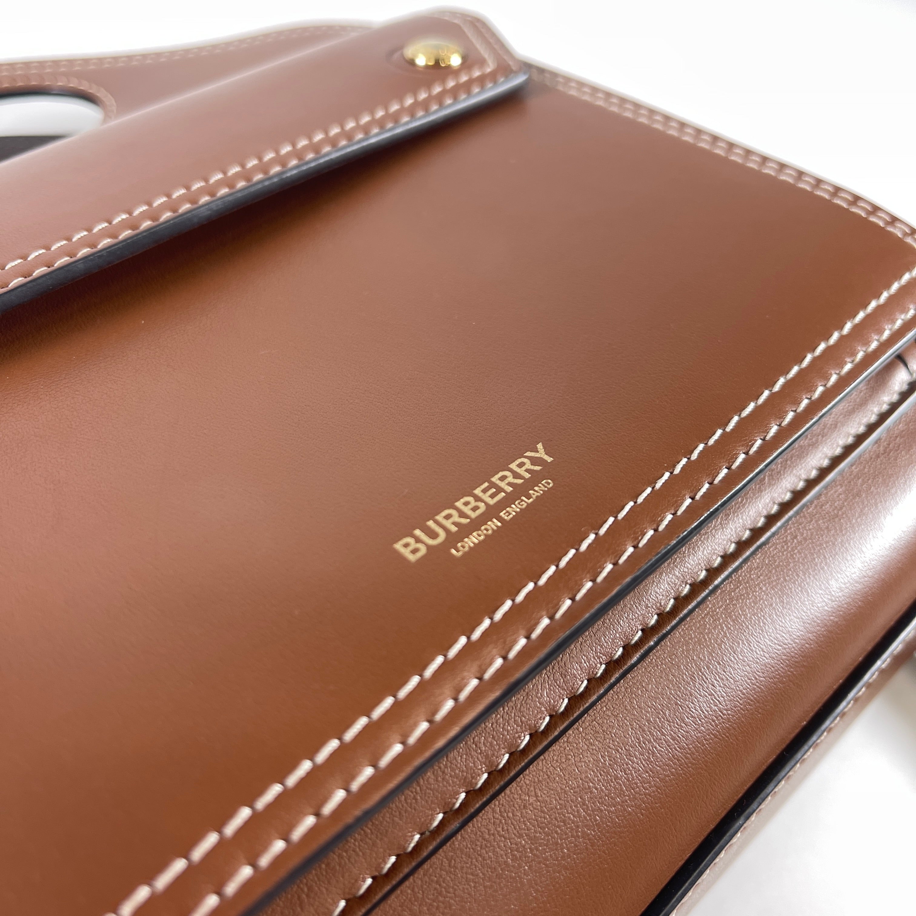 2604 secondhand BURBERRY Shoulder bag