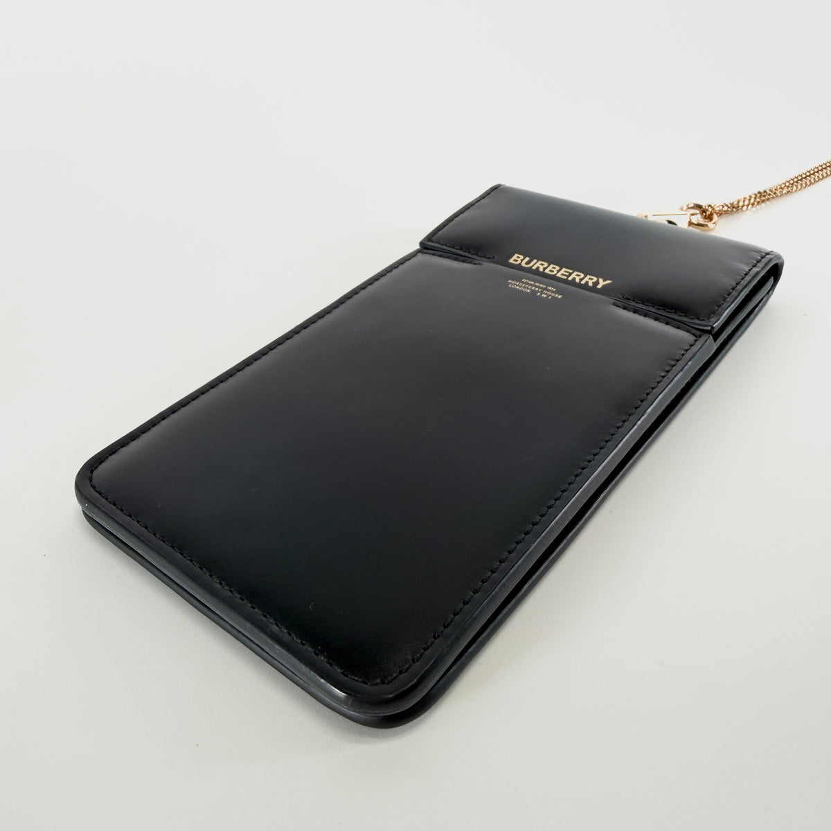 2607 secondhand BURBERRY neck pouch