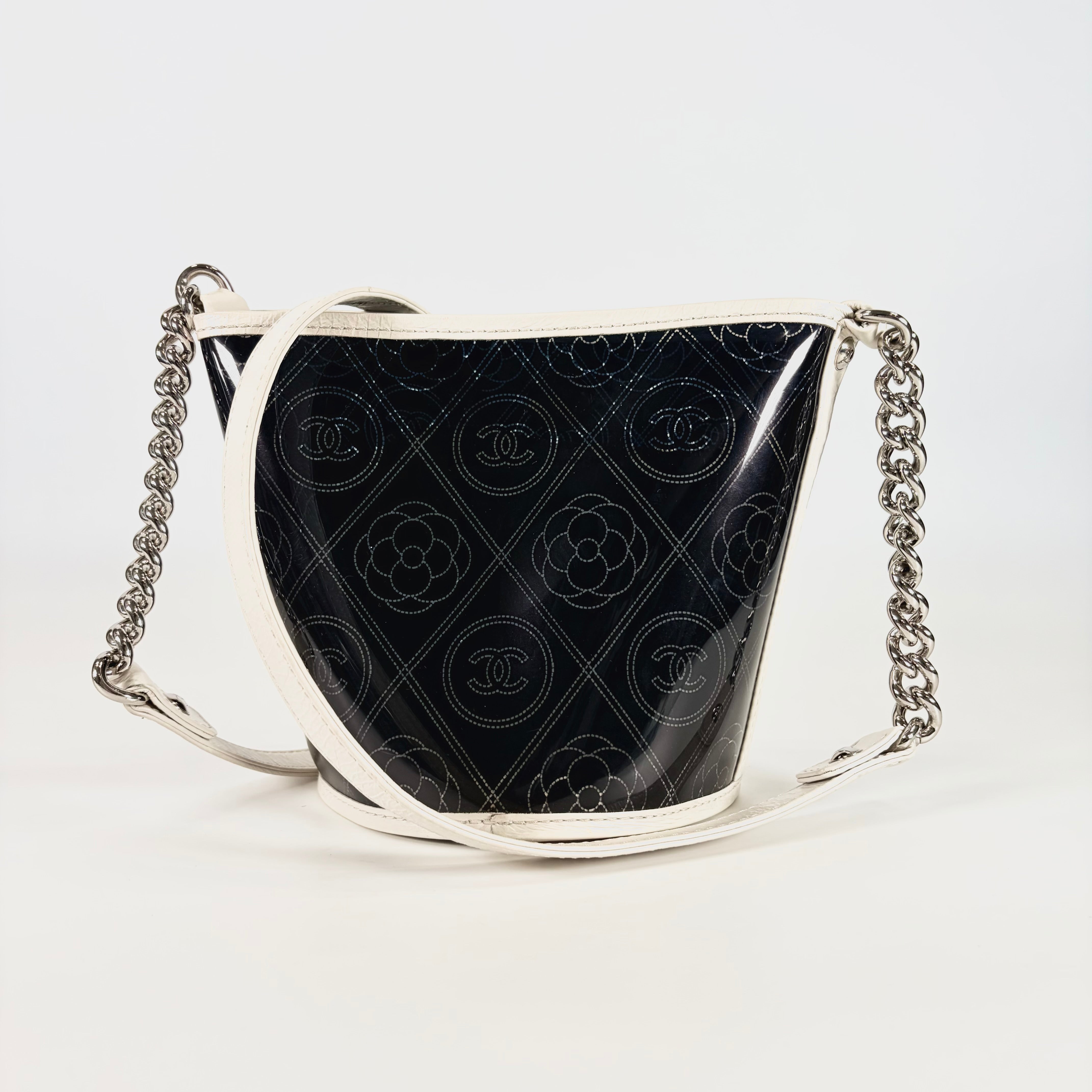 2605 secondhand CHANEL Camellia PVC Shoulder bag