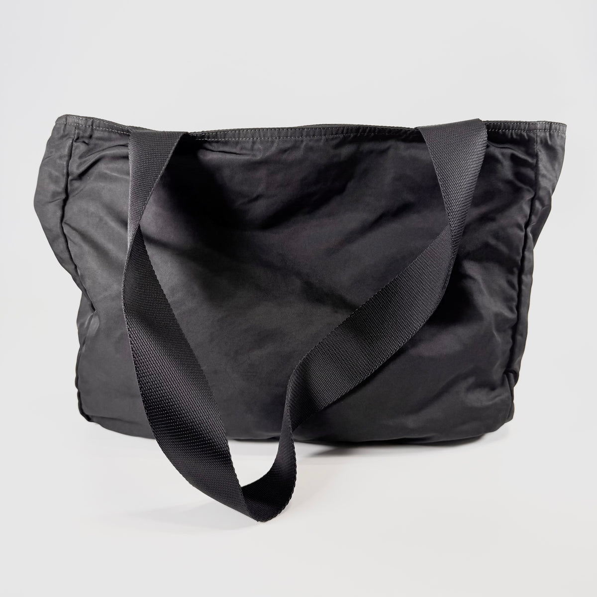 2608 secondhand PRADA Tote Bag