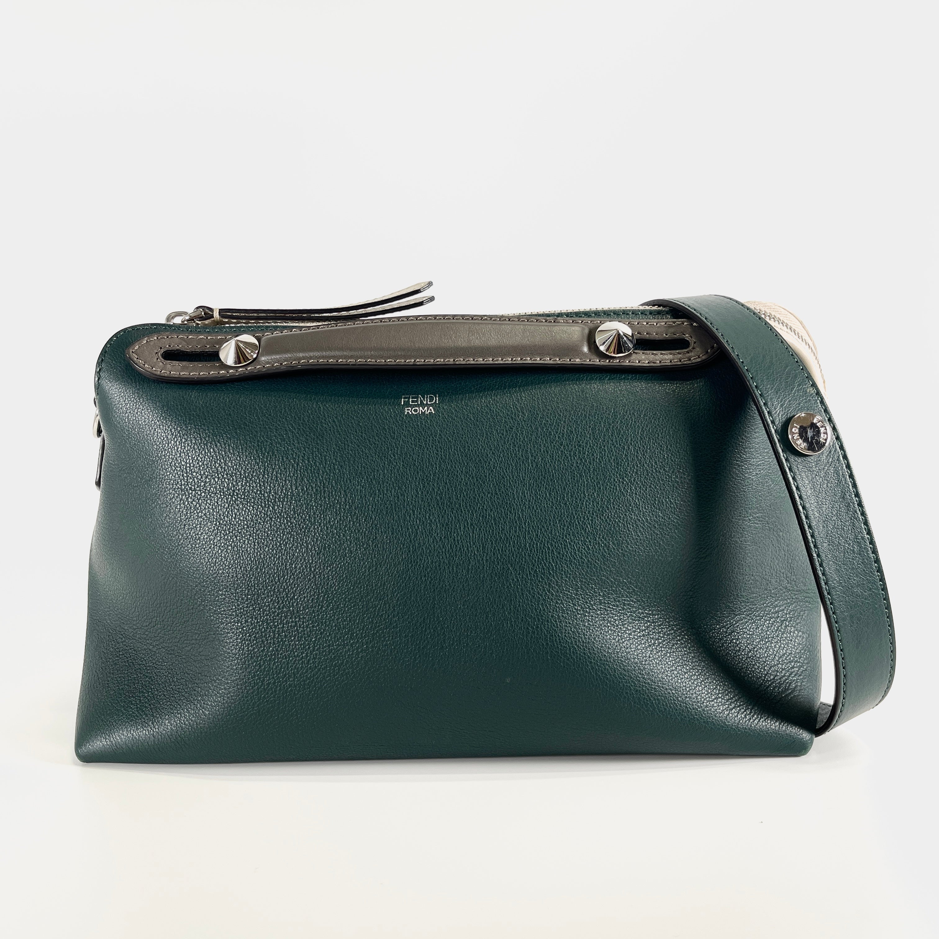2605 secondhand FENDI By the Way medium leather 2WAY hand bag green 8BL124