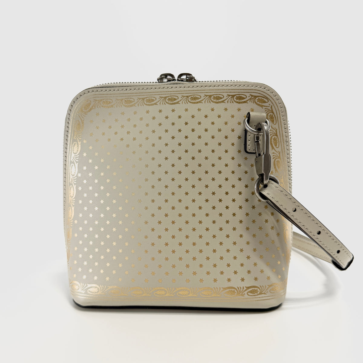 2607 secondhand GUCCI GG Star shell bag white I024415719