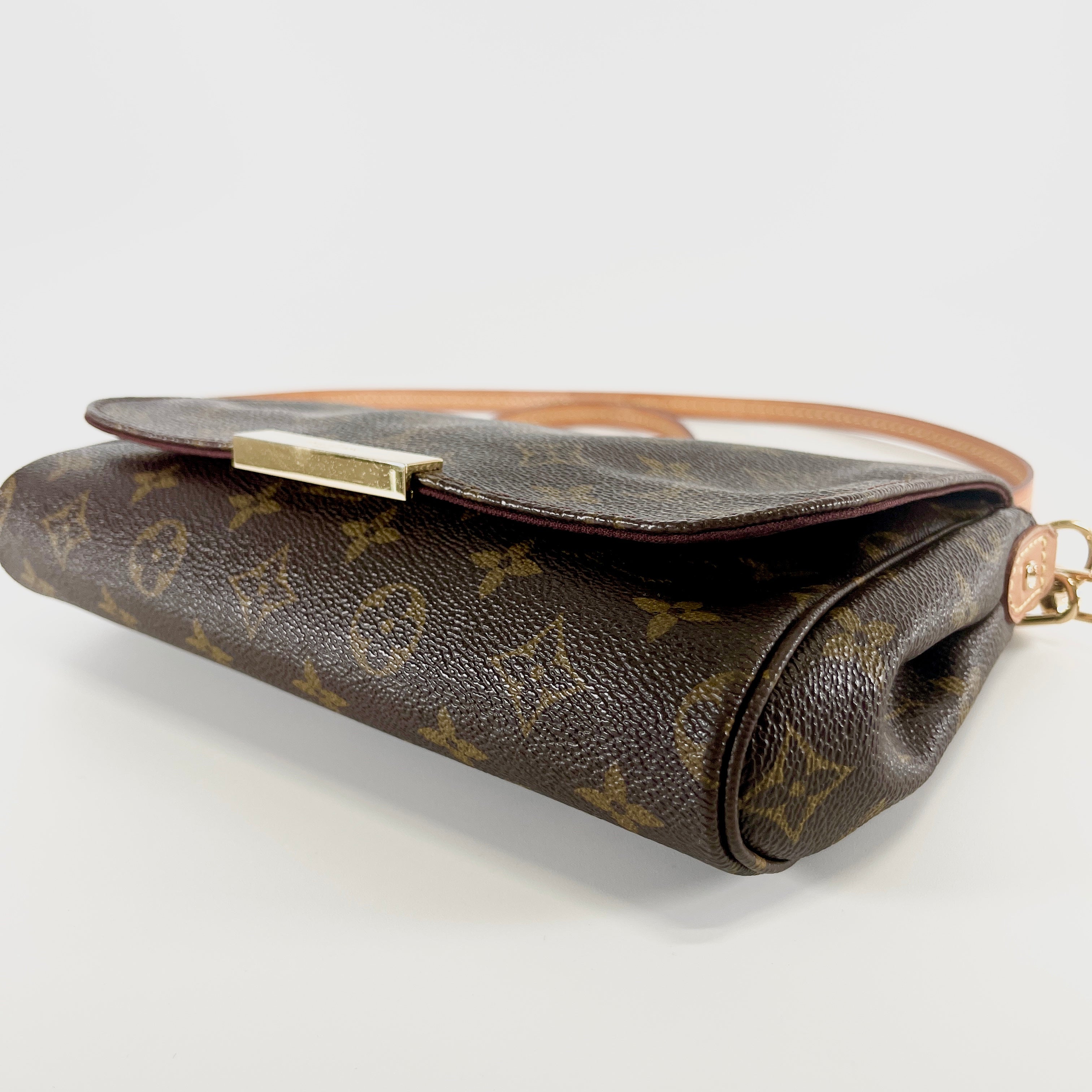 2606 secondhand LV bag Faye MM M40719/DU2165/ Monogram