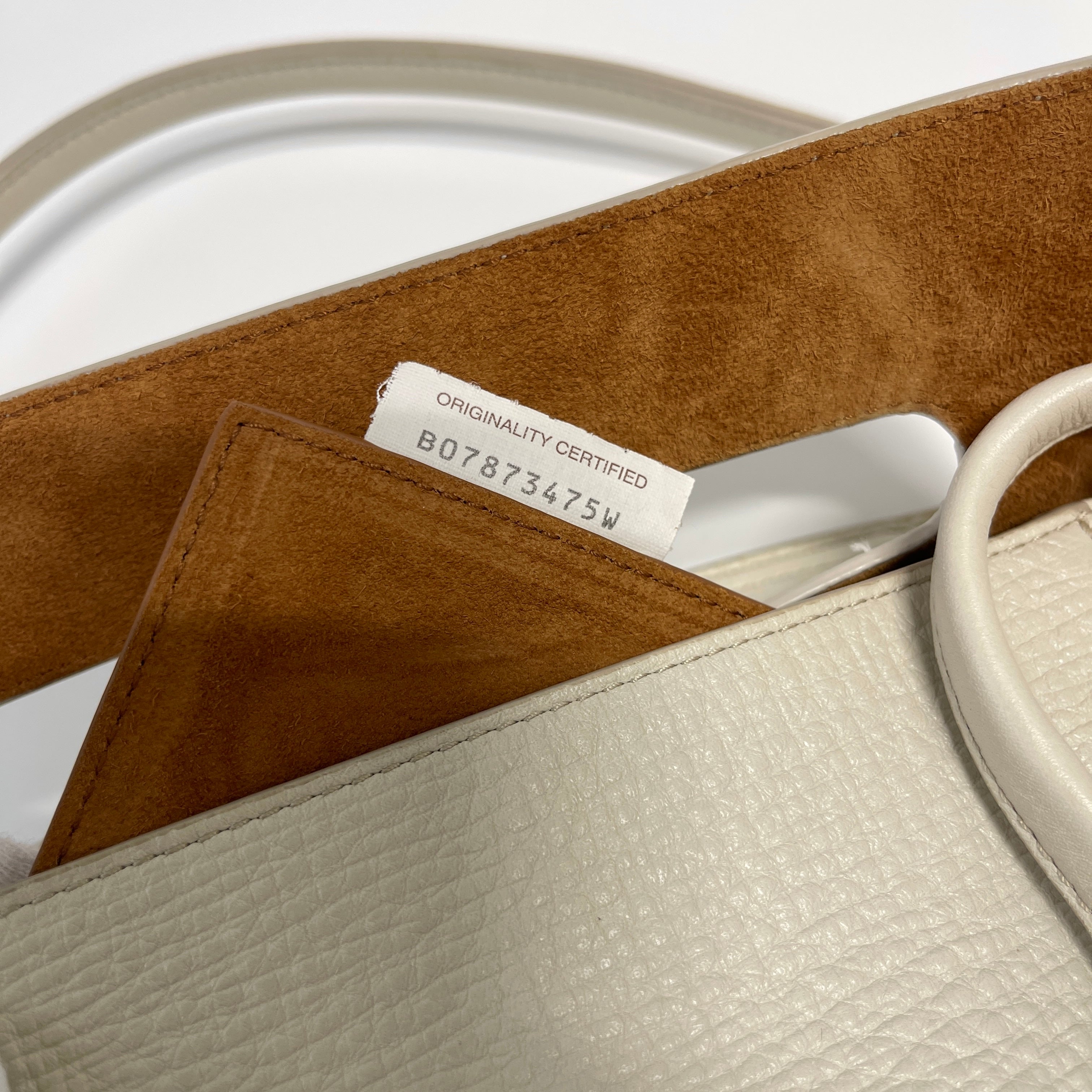 2605 secondhand BOTTEGAVENETA The Arco Large leather Shoulder bag white