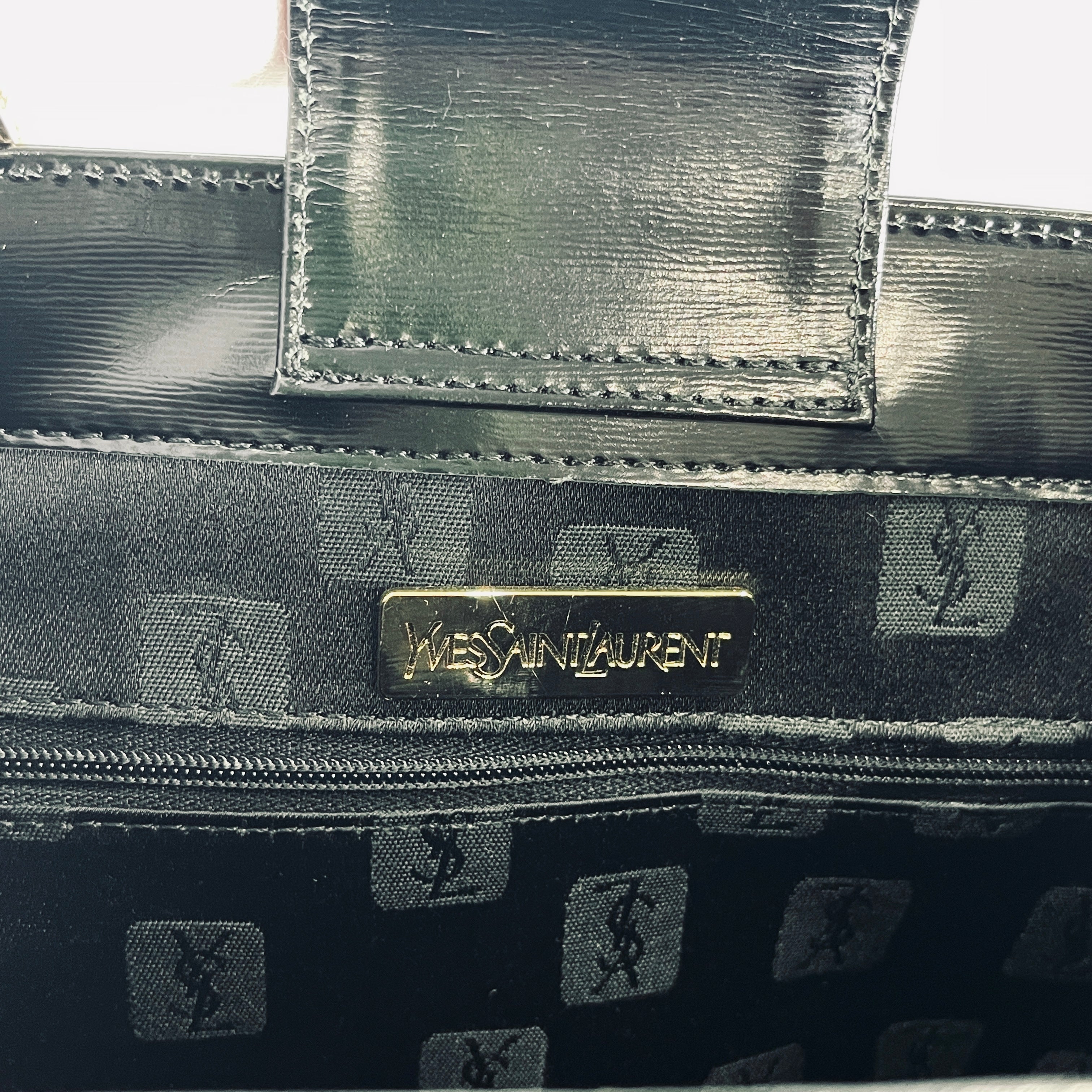 2606 secondhand SAINTLAURENT YSL hand bag