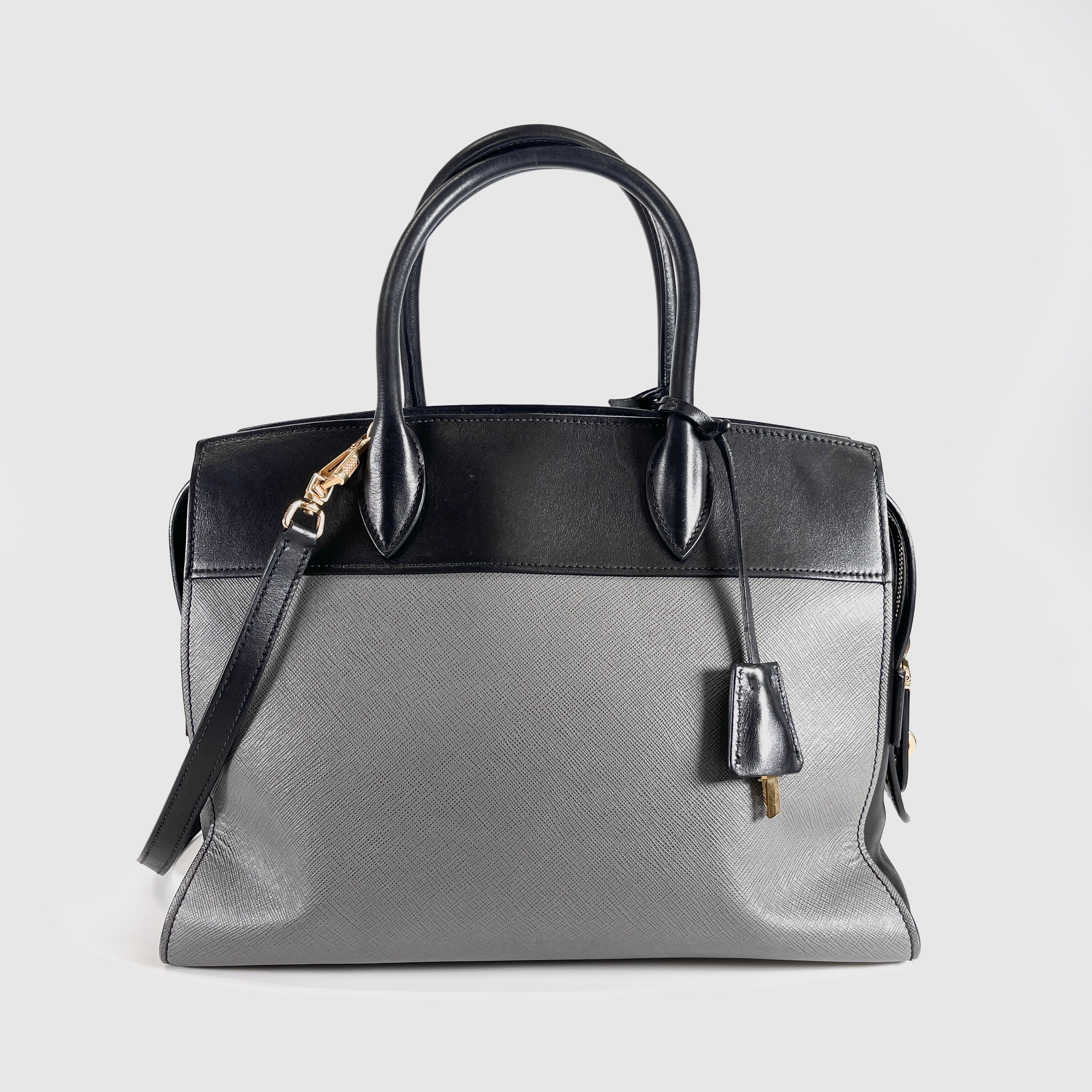 2604 secondhand PRADA hand bag gold Saffiano black gray