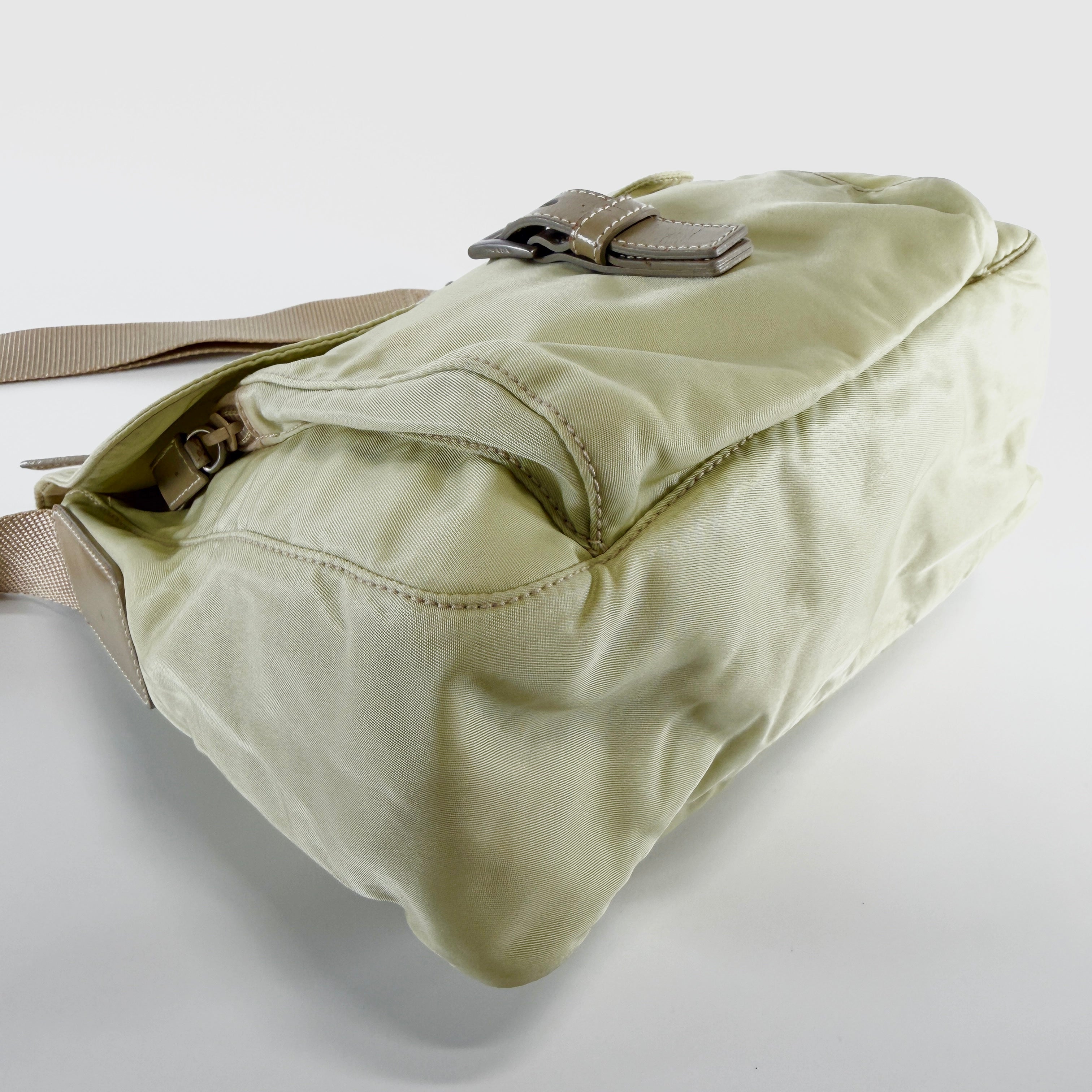 2607 secondhand PRADA brand bag BT8994 VELA SPORT