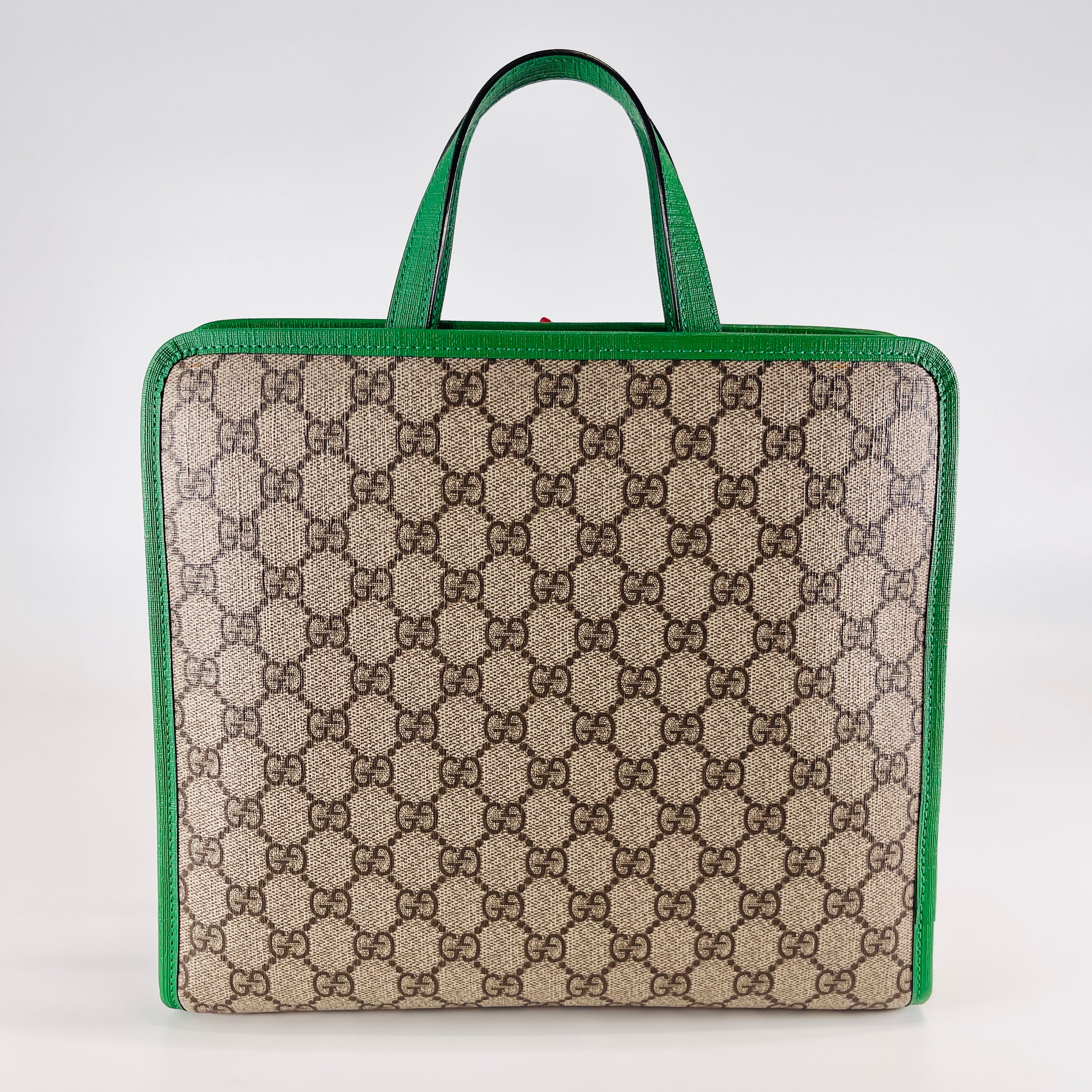 2606 secondhand GUCCI GG Supreme hand bag