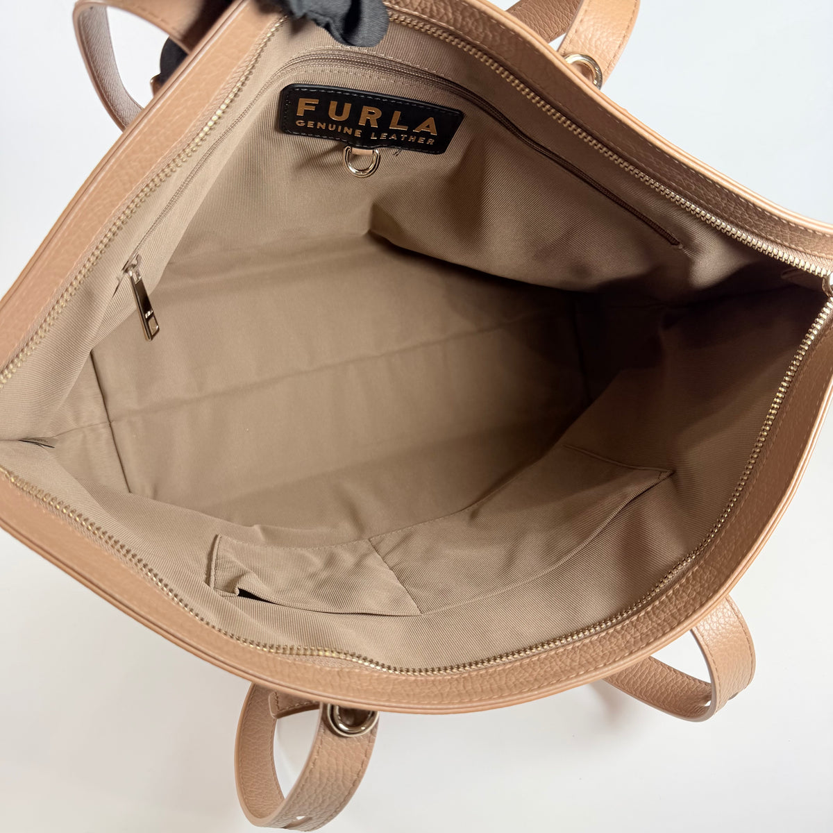 2608 secondhand FRULA Tote Bag