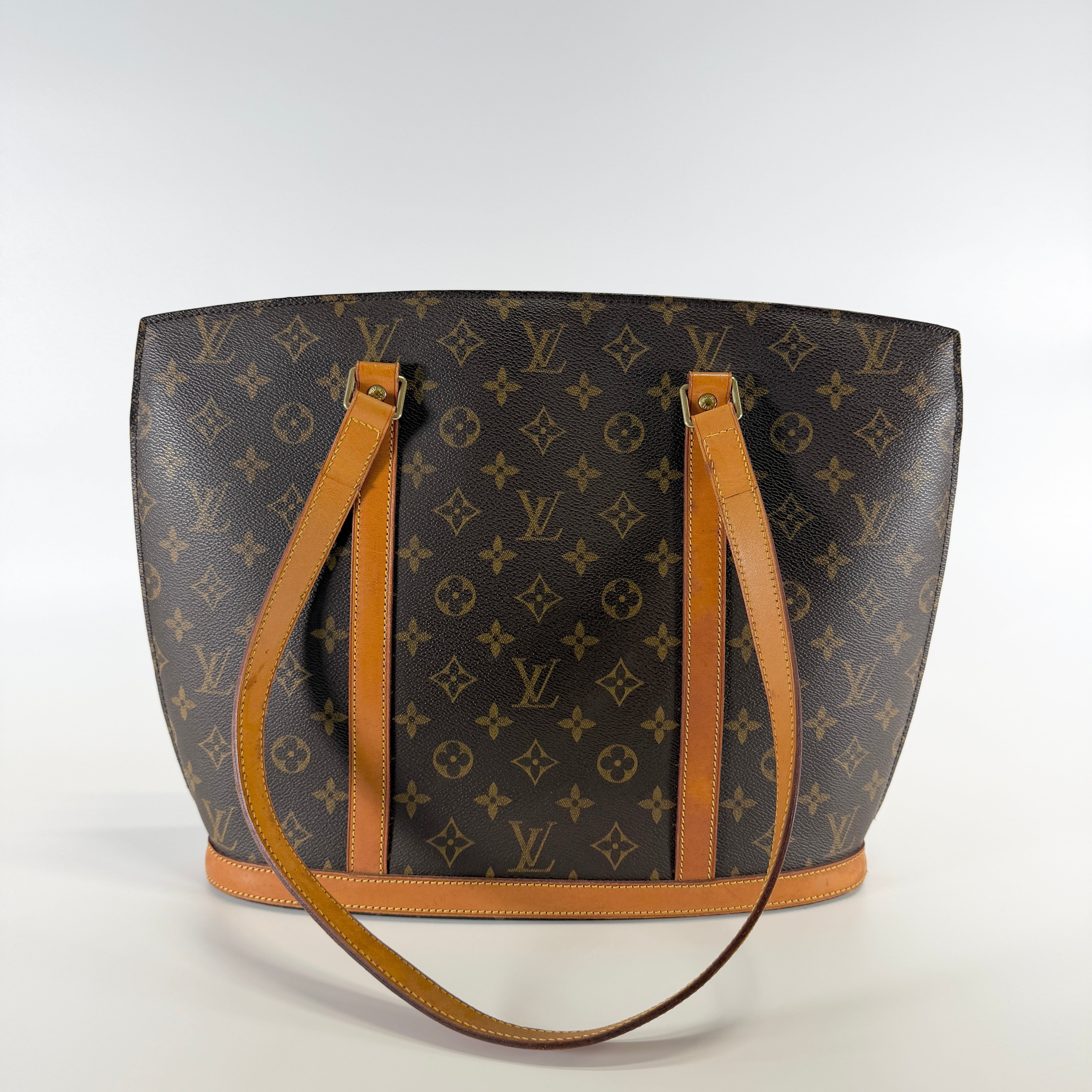 2605 secondhand LV Monogram Babylon