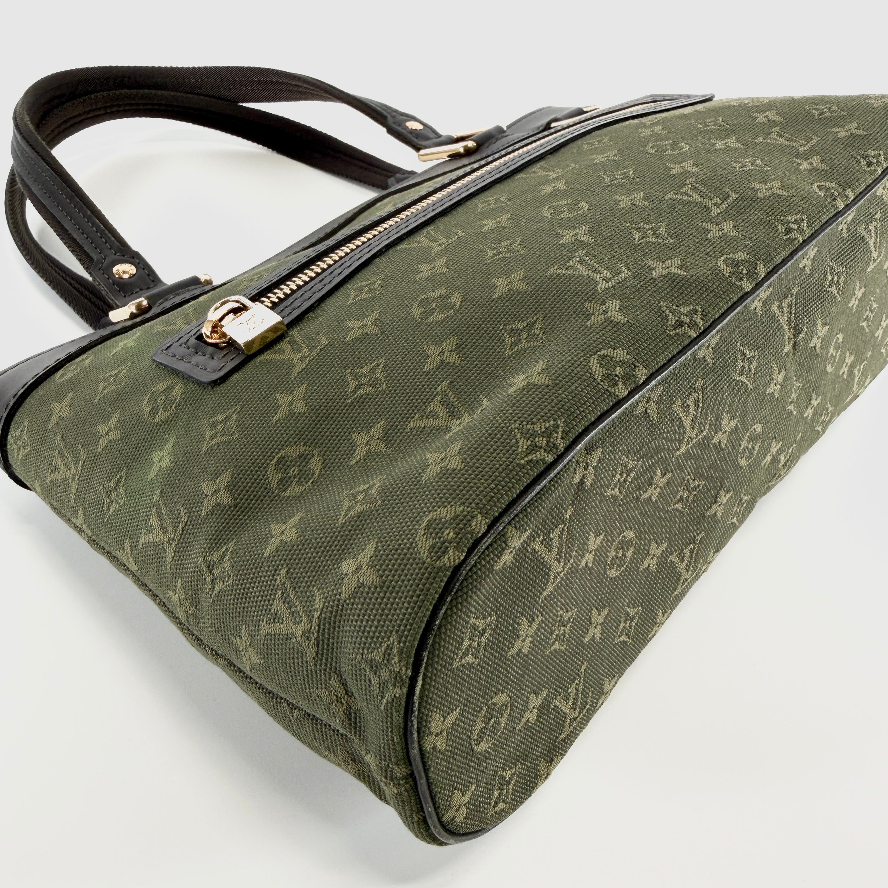 2606 secondhand LV Monogram Mini Luceille PM