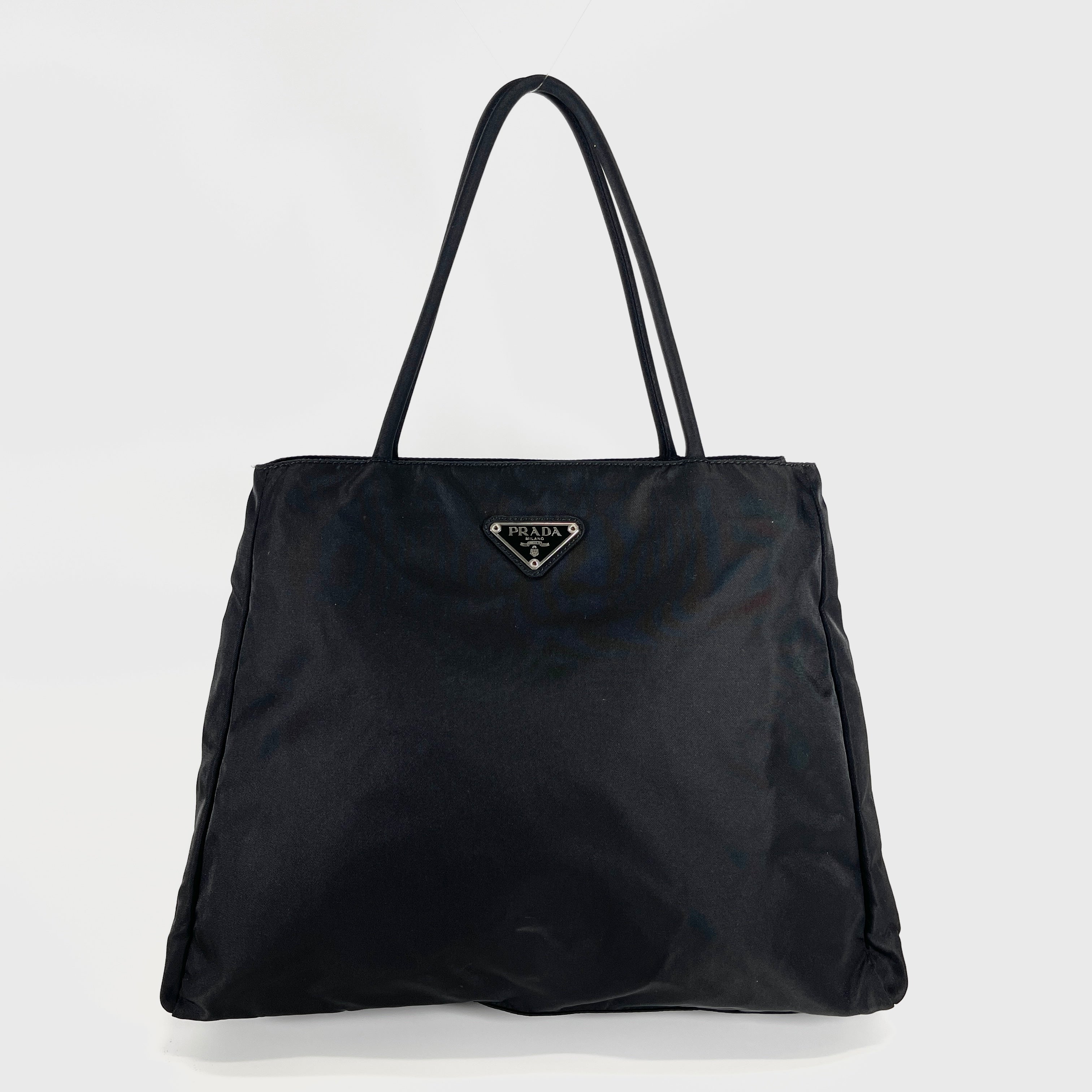 2604 secondhand PRADA nylon Tote black