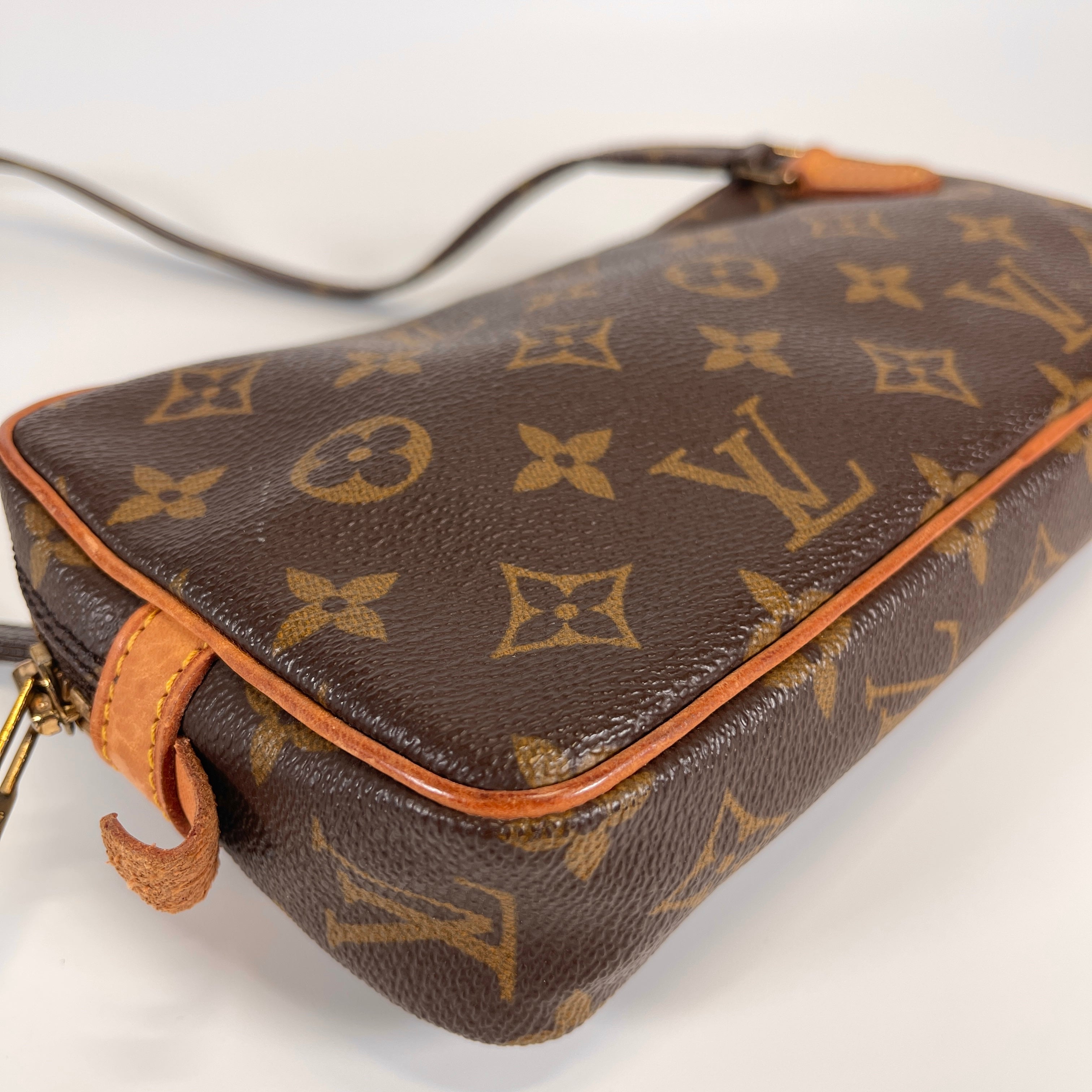 2604 secondhand LV Shoulder bag / Crossbody Bag Marly Bandouliere