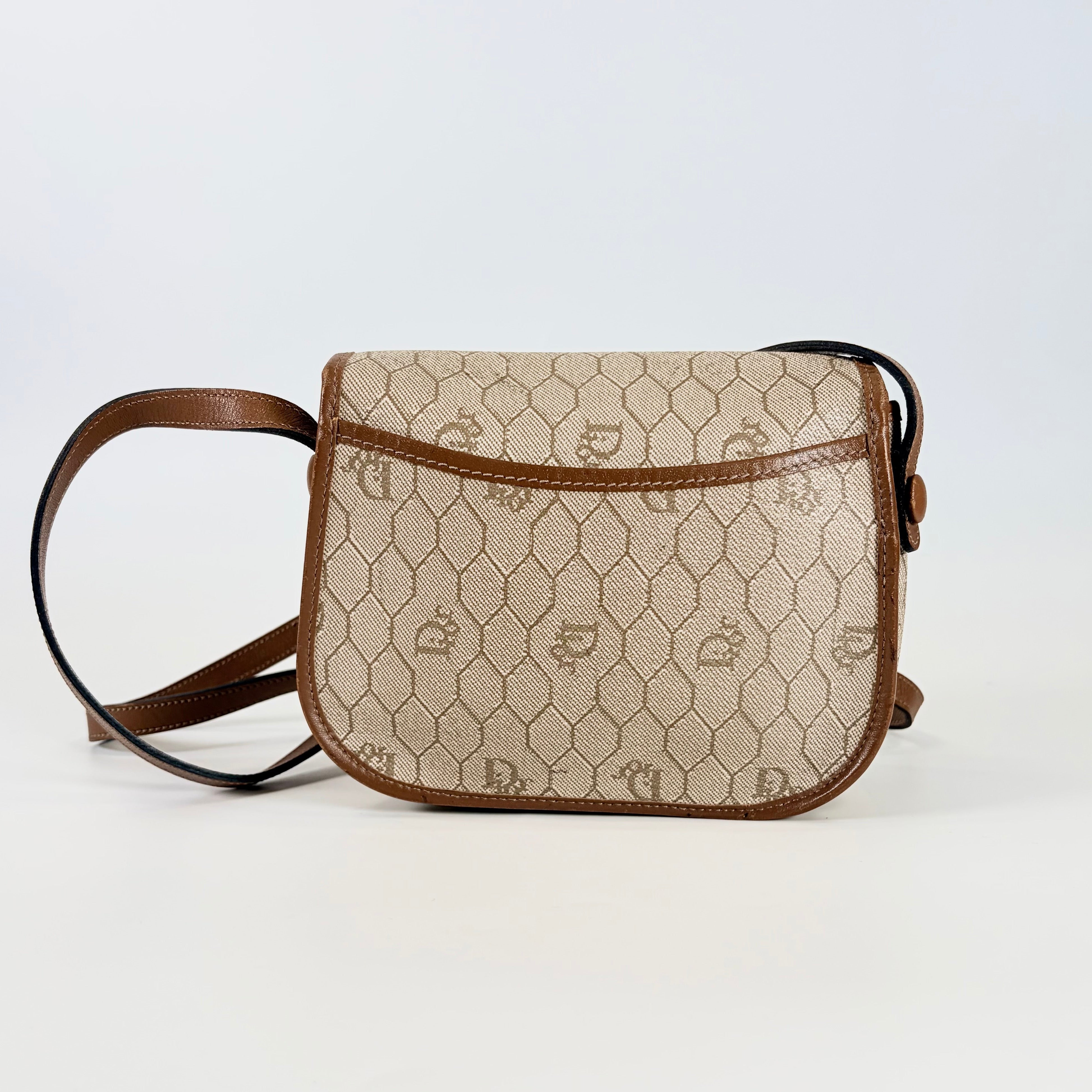 2605 secondhand CD Shoulder bag