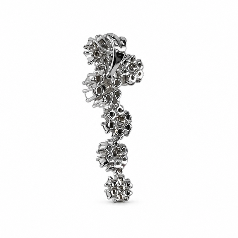2606 secondhand K18WG D0.60/0.40ct 3.04g