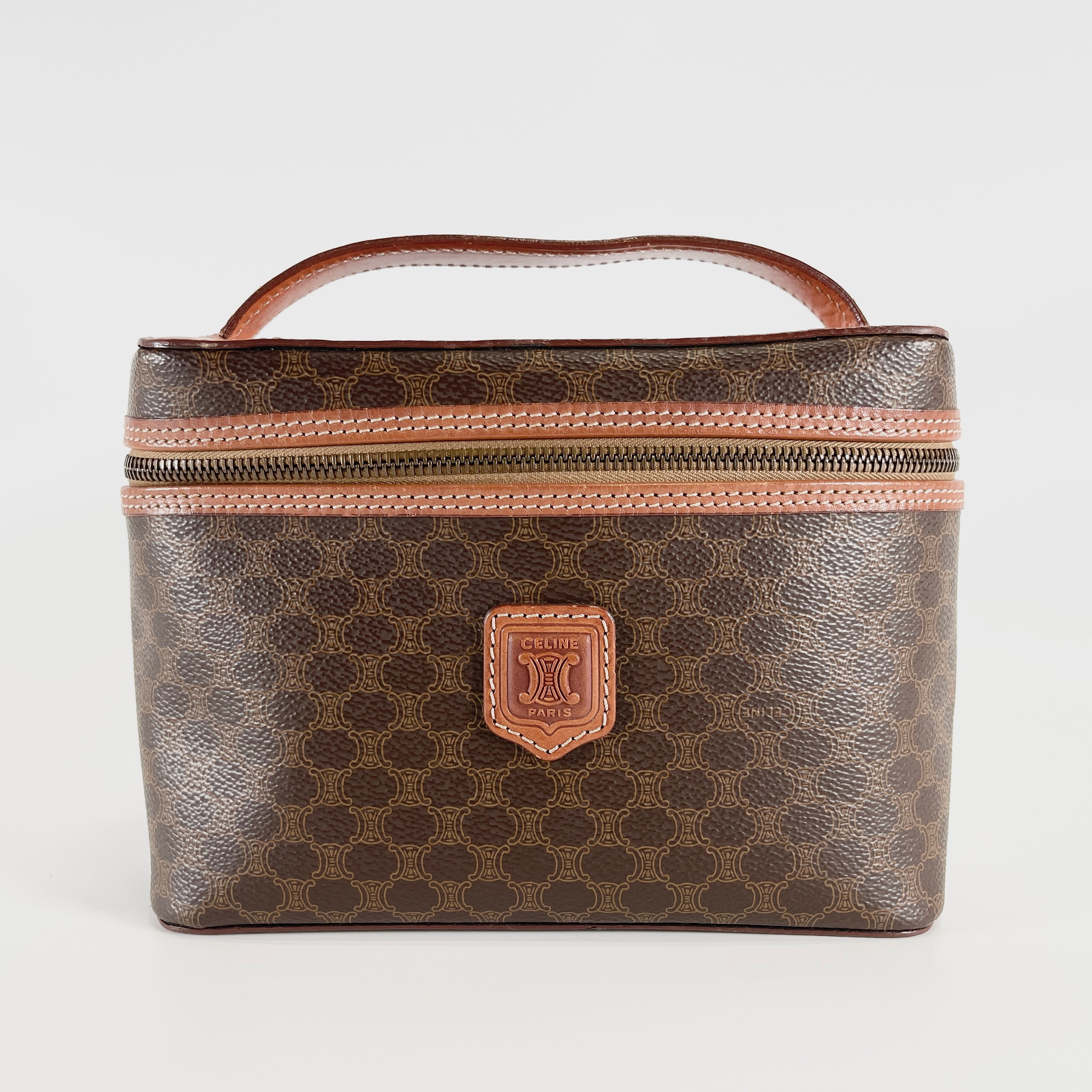 2605 secondhand CELINE Macadam Vanity