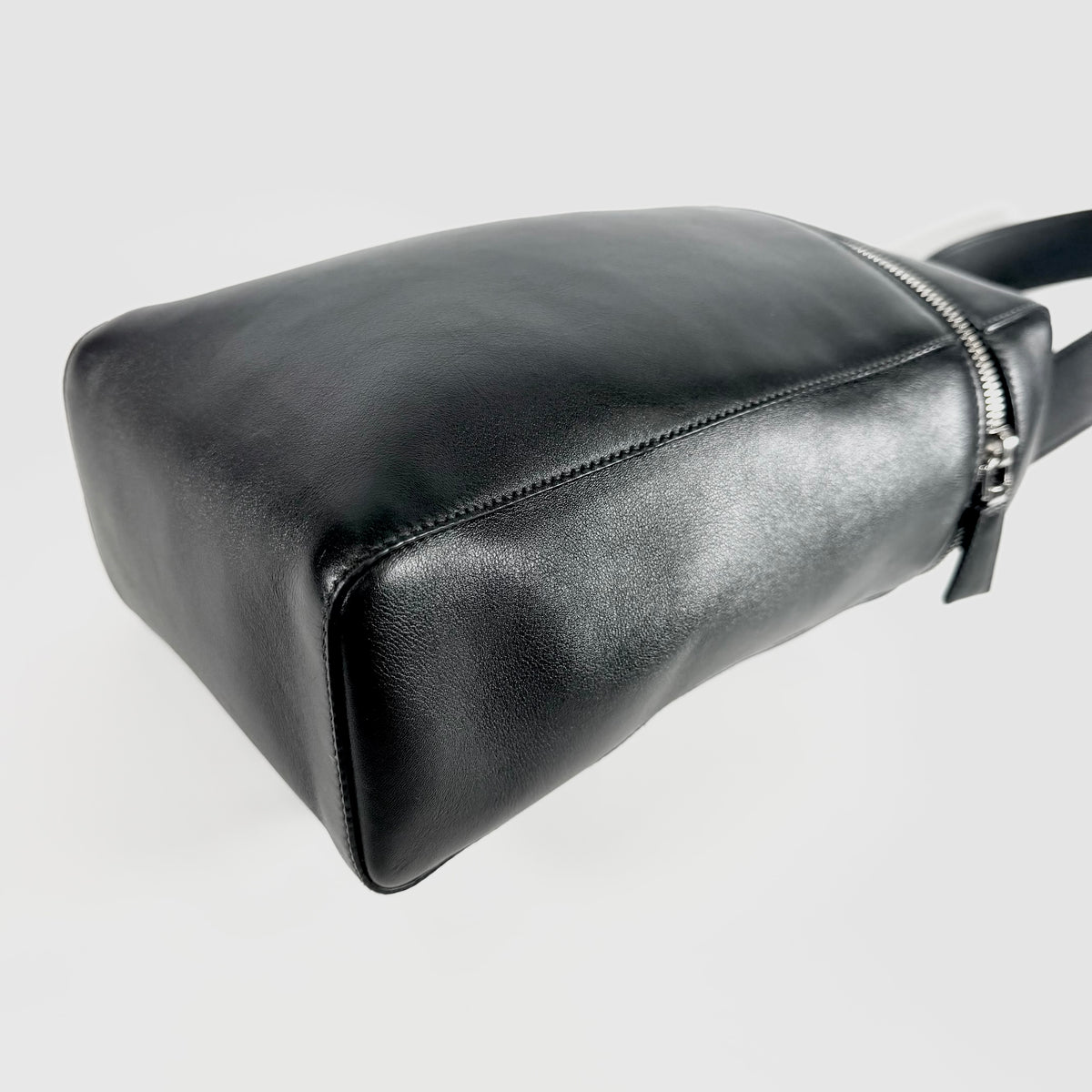 2608 secondhand PRADA One Shoulder Bag