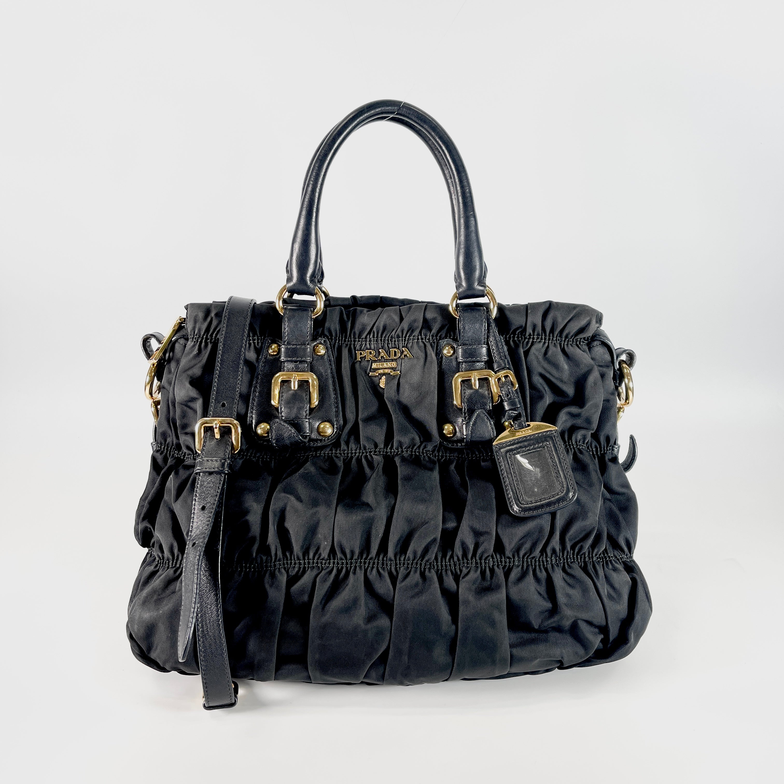 2604 secondhand PRADA 2Way bag