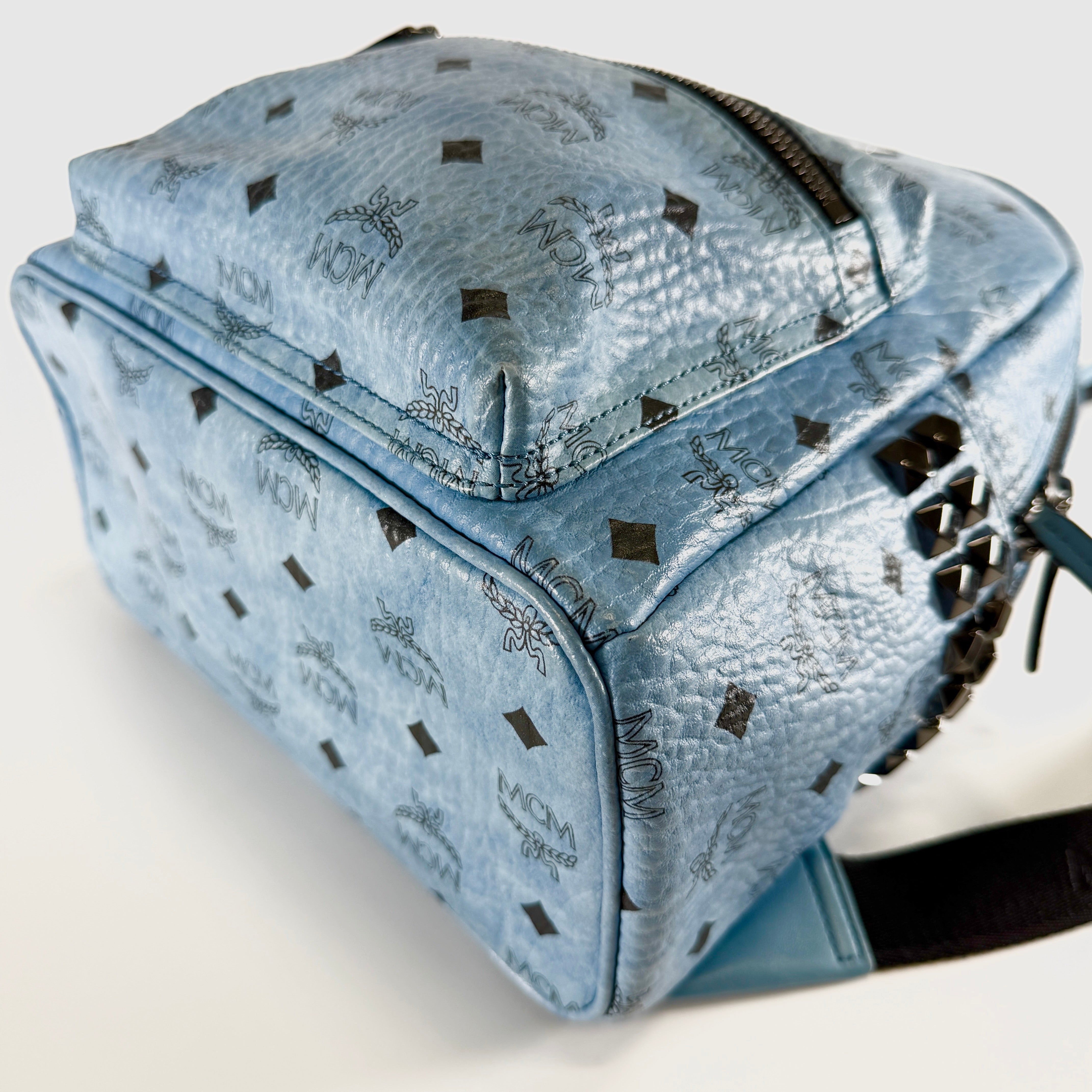 2607 secondhand MCM backpack