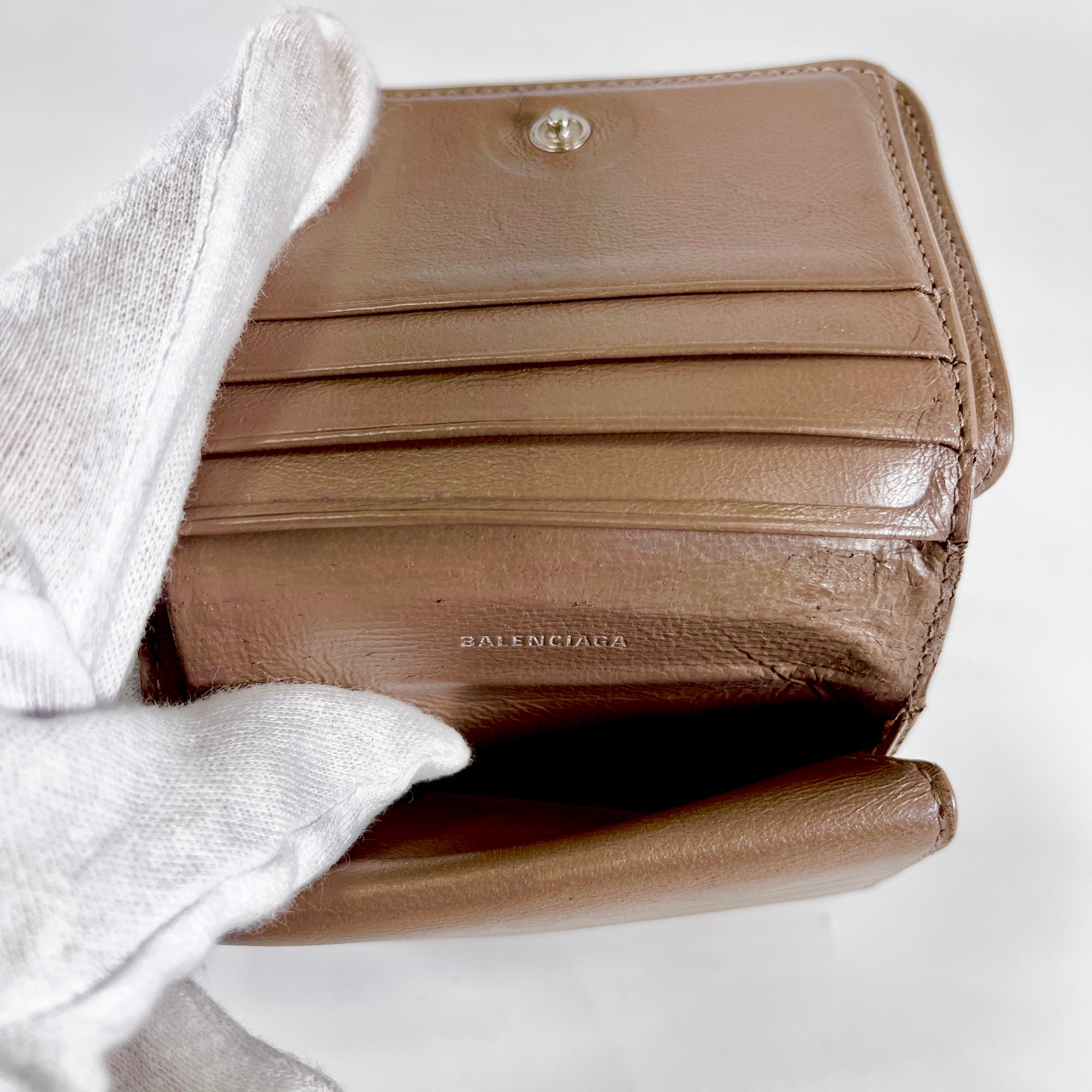 2603 secondhand BALENCIAGA logo Bifold wallet