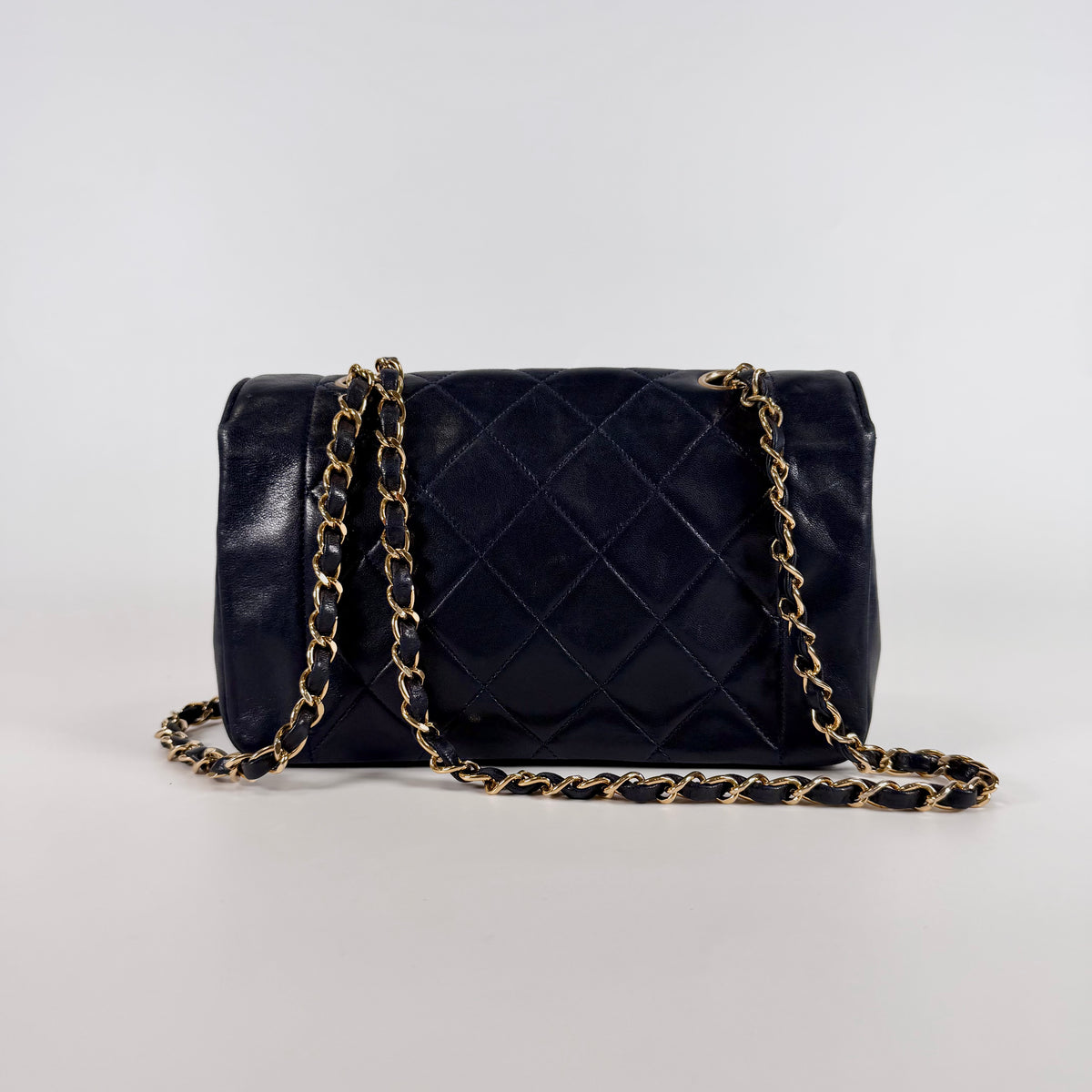2608 secondhand CHANEL Shoulder bag Recolor