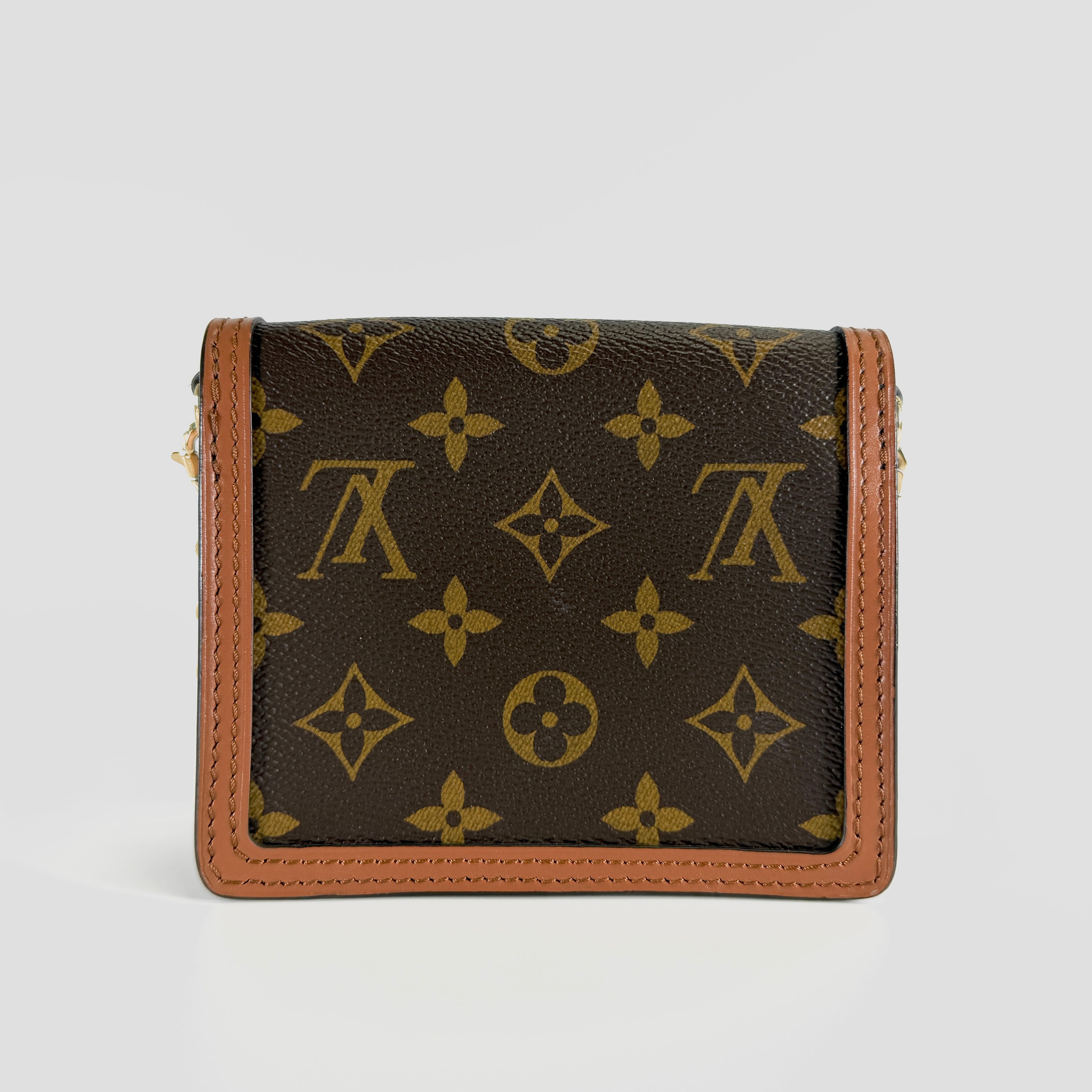 2607 secondhand LV Dauphine Reverse