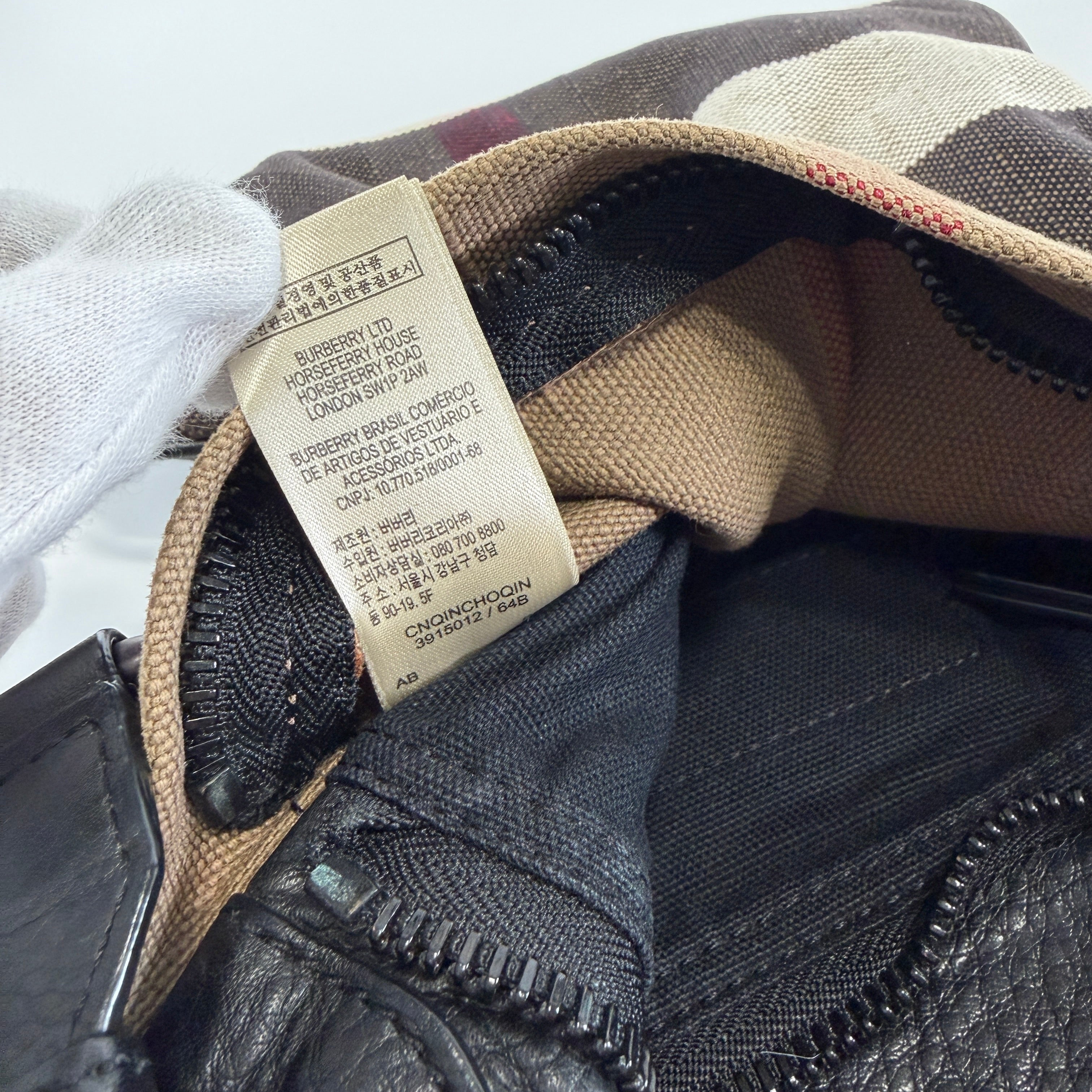 2607 secondhand BURBERRY Shoulder bag / Crossbody Bag Nova Check