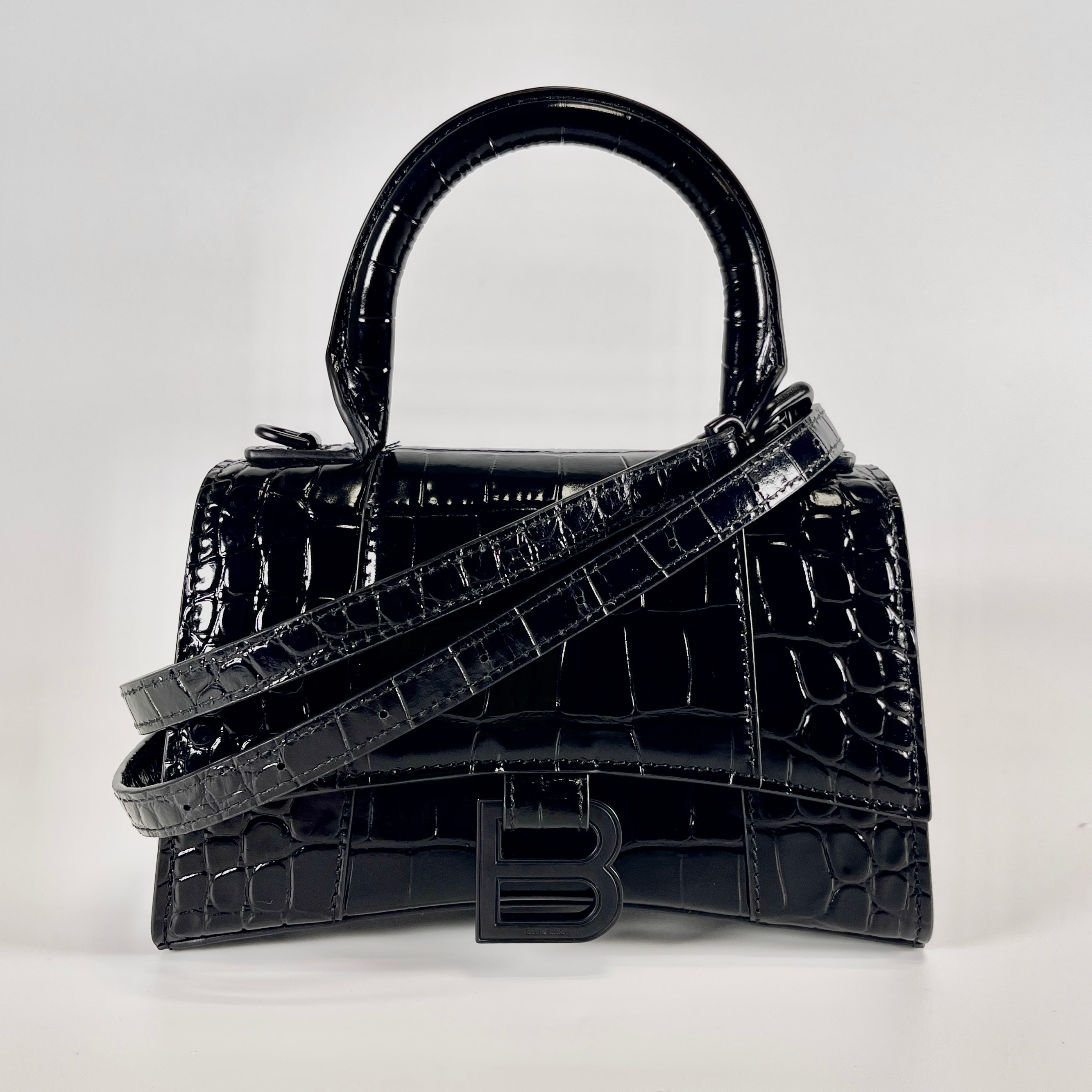 2603 secondhand BALENCIAGA Hourglass black Embossed