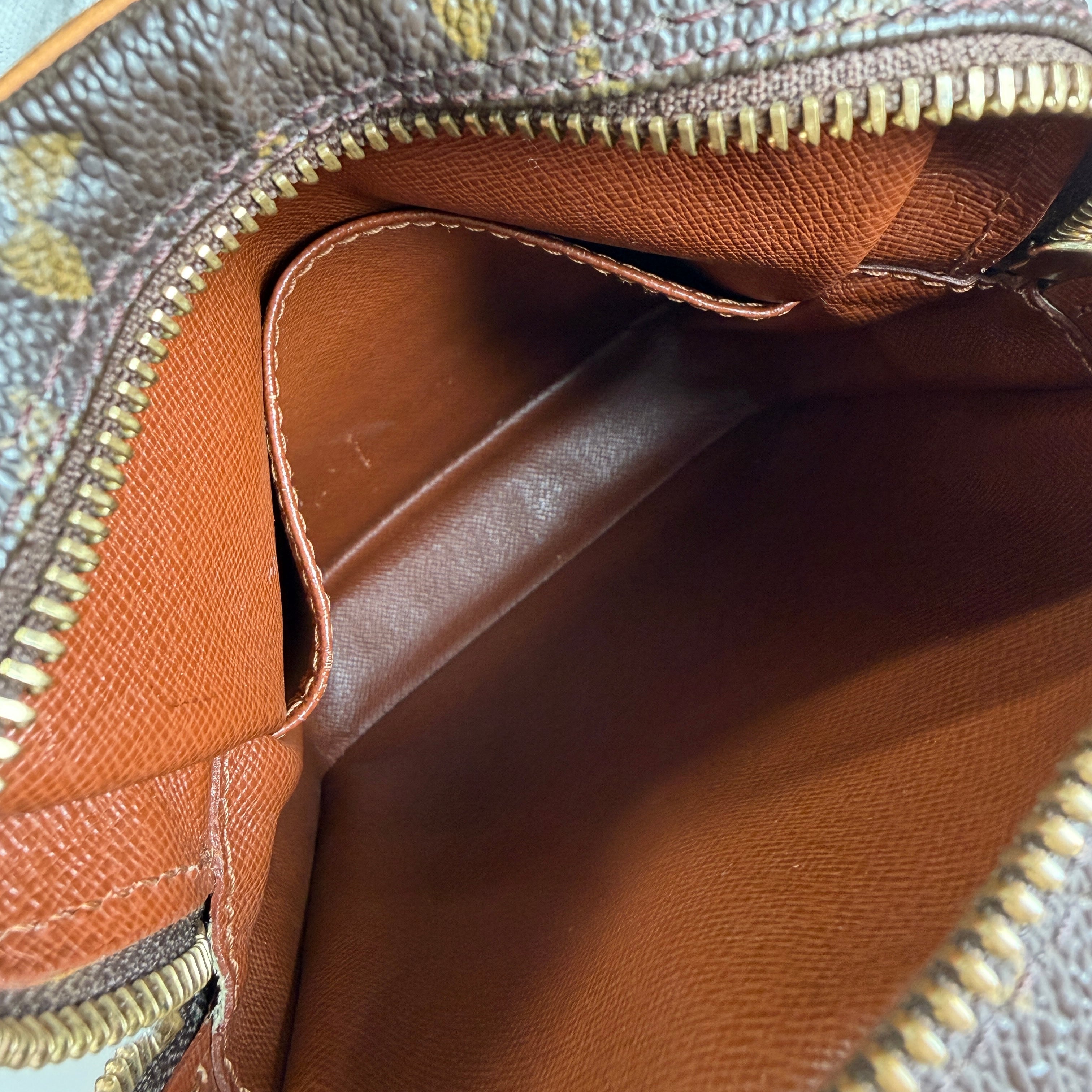 2606 secondhand LV Shoulder bag Amazon Monogram