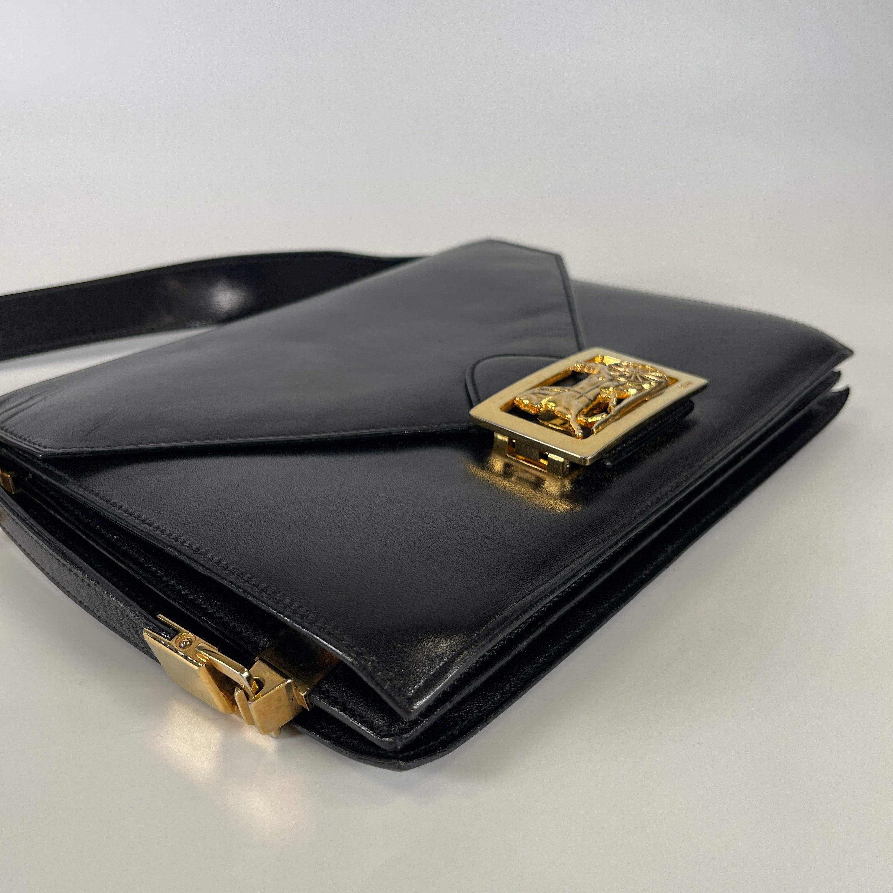 2606 secondhand CELINE Shoulder bag