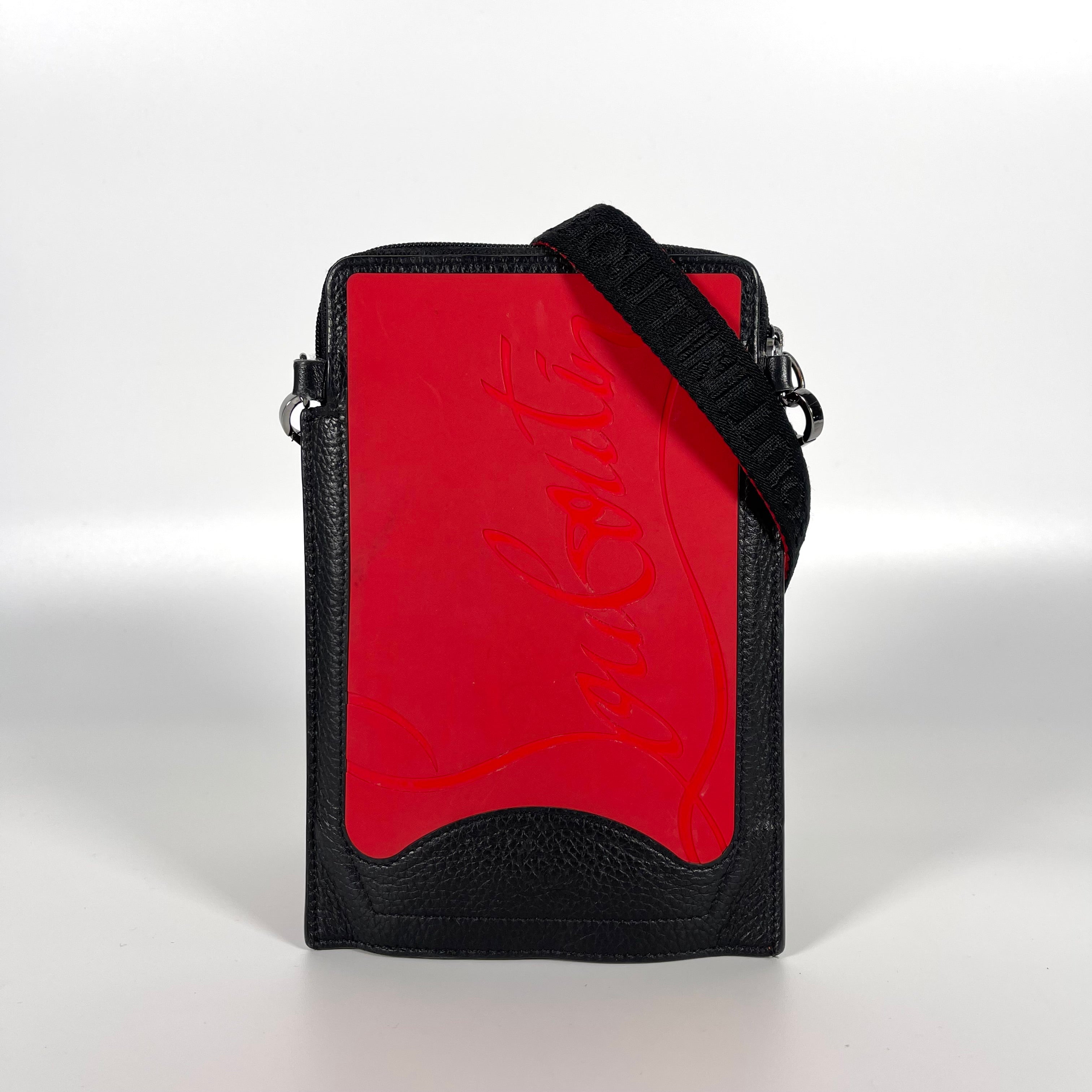 2512 secondhand Christian Louboutin shoulder black