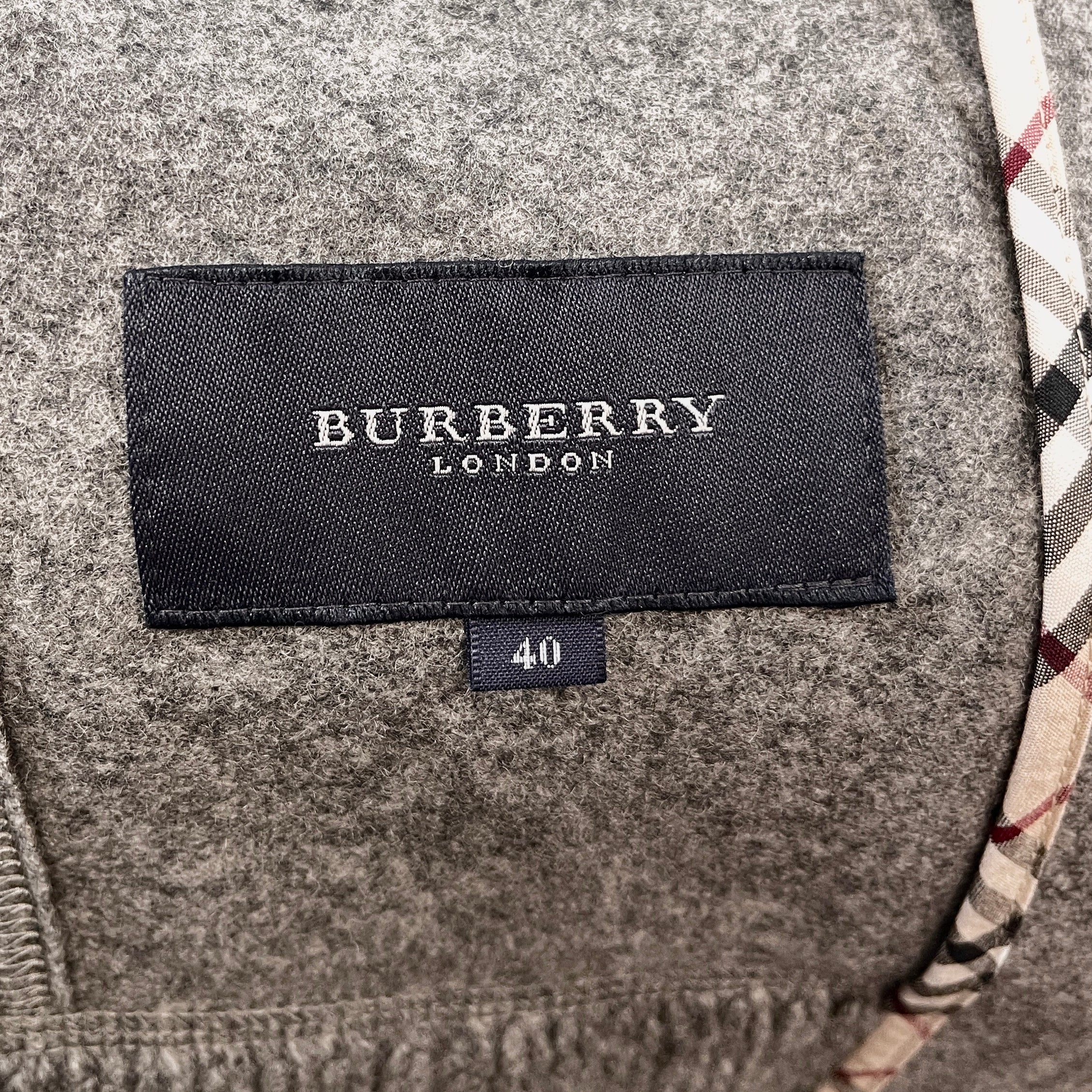 2606 secondhand BURBERRY set up