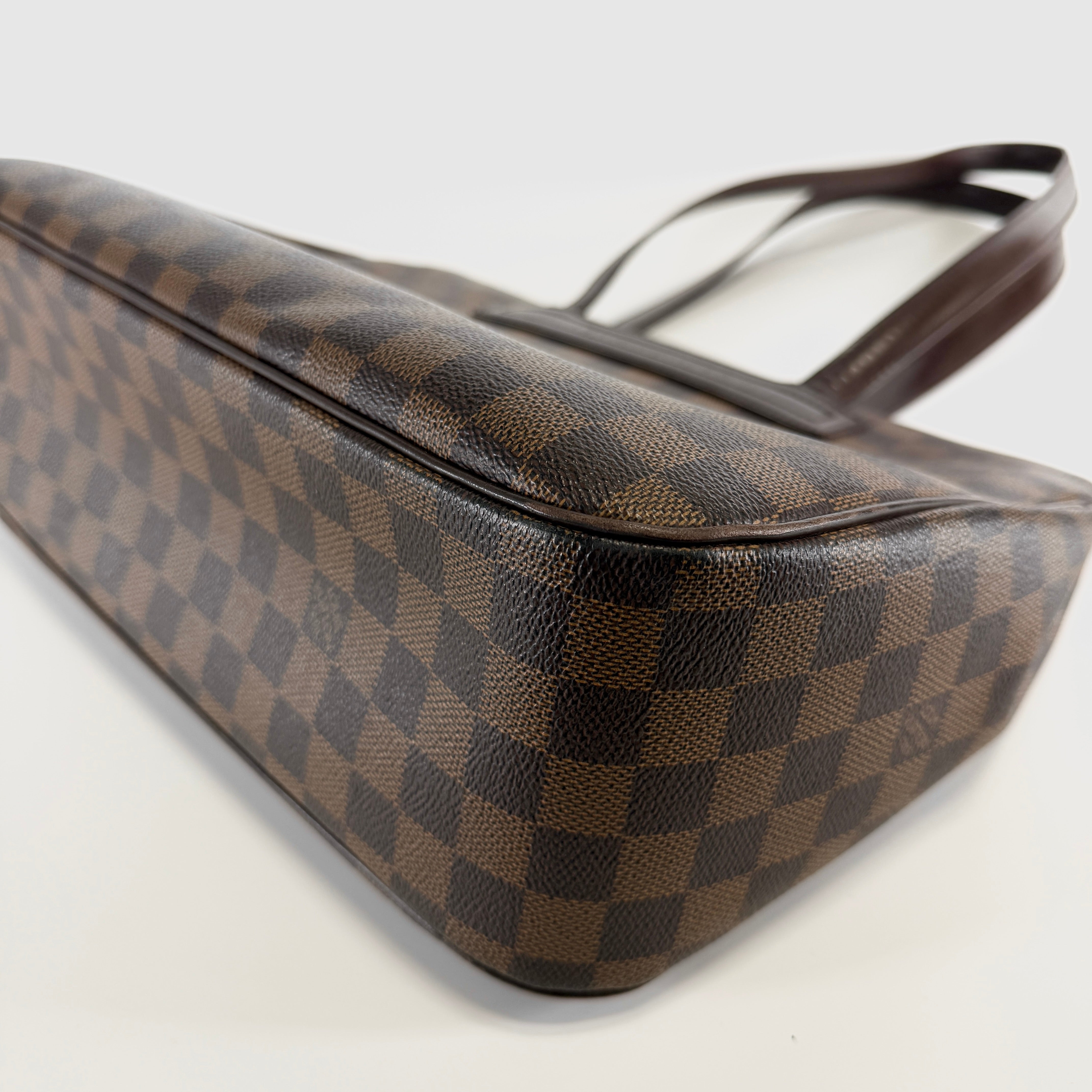 2605 secondhand LV Damier Parioli PM