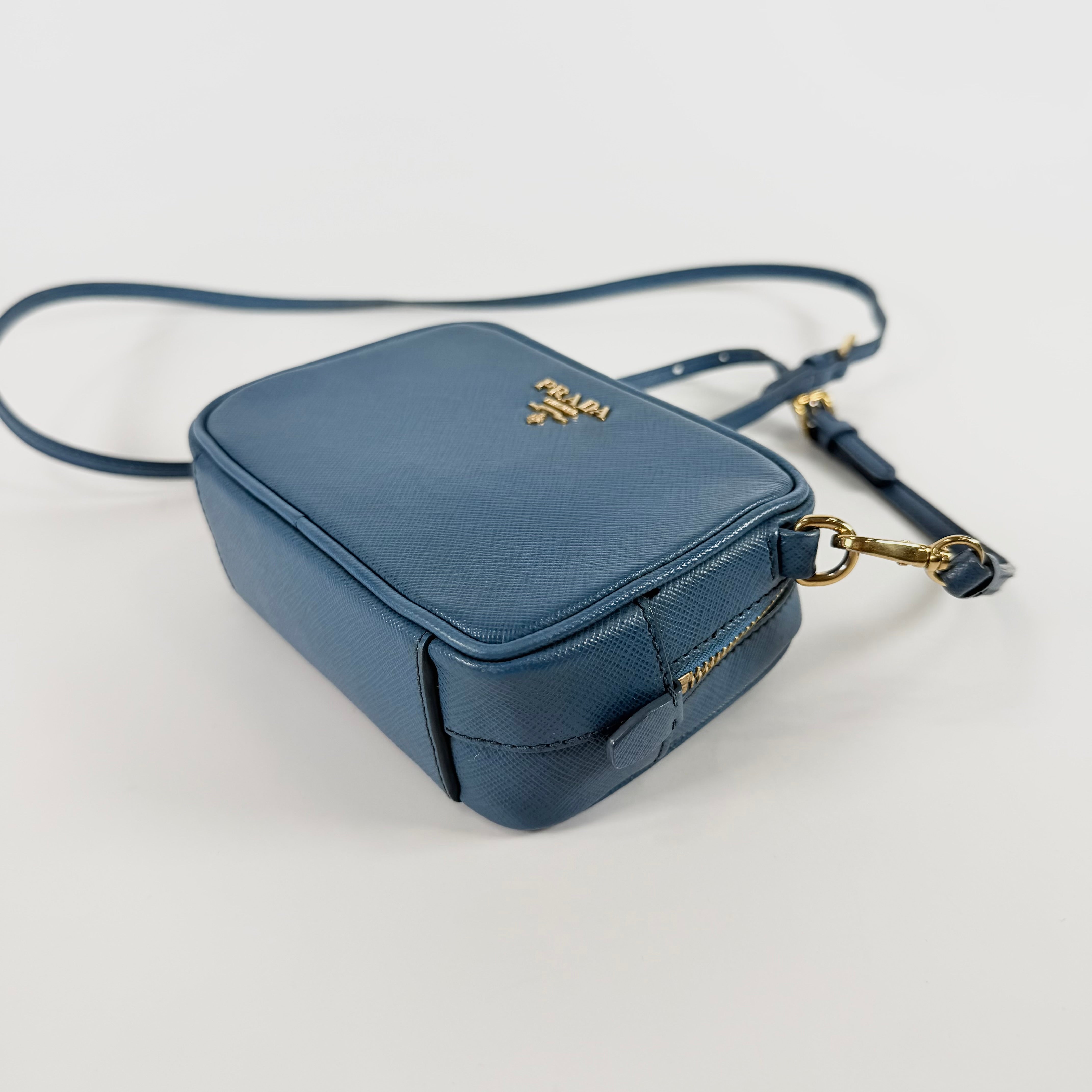 2607 secondhand PRADA Camera Shoulder Bag
