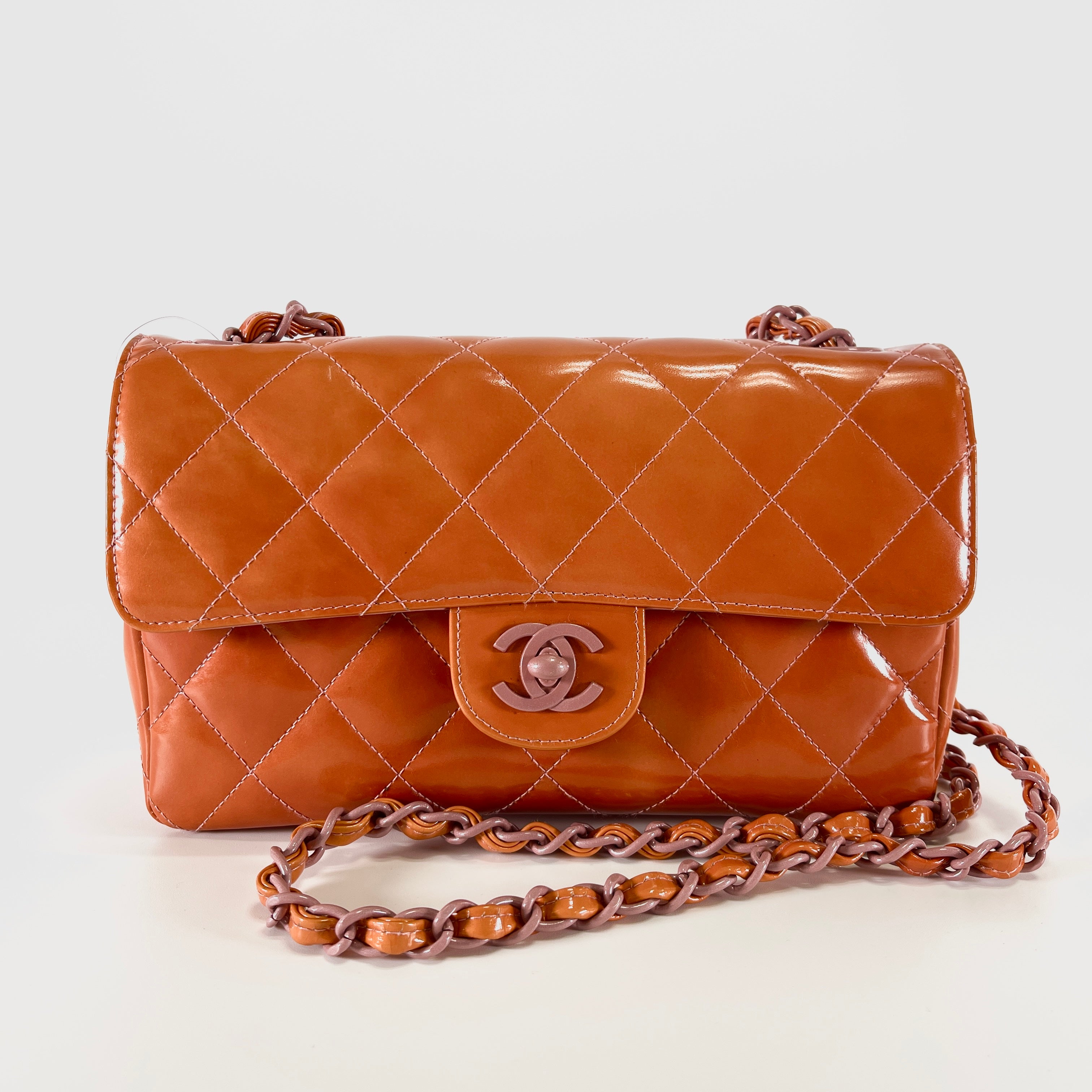2603 secondhand CHANEL Shoulder bag + box