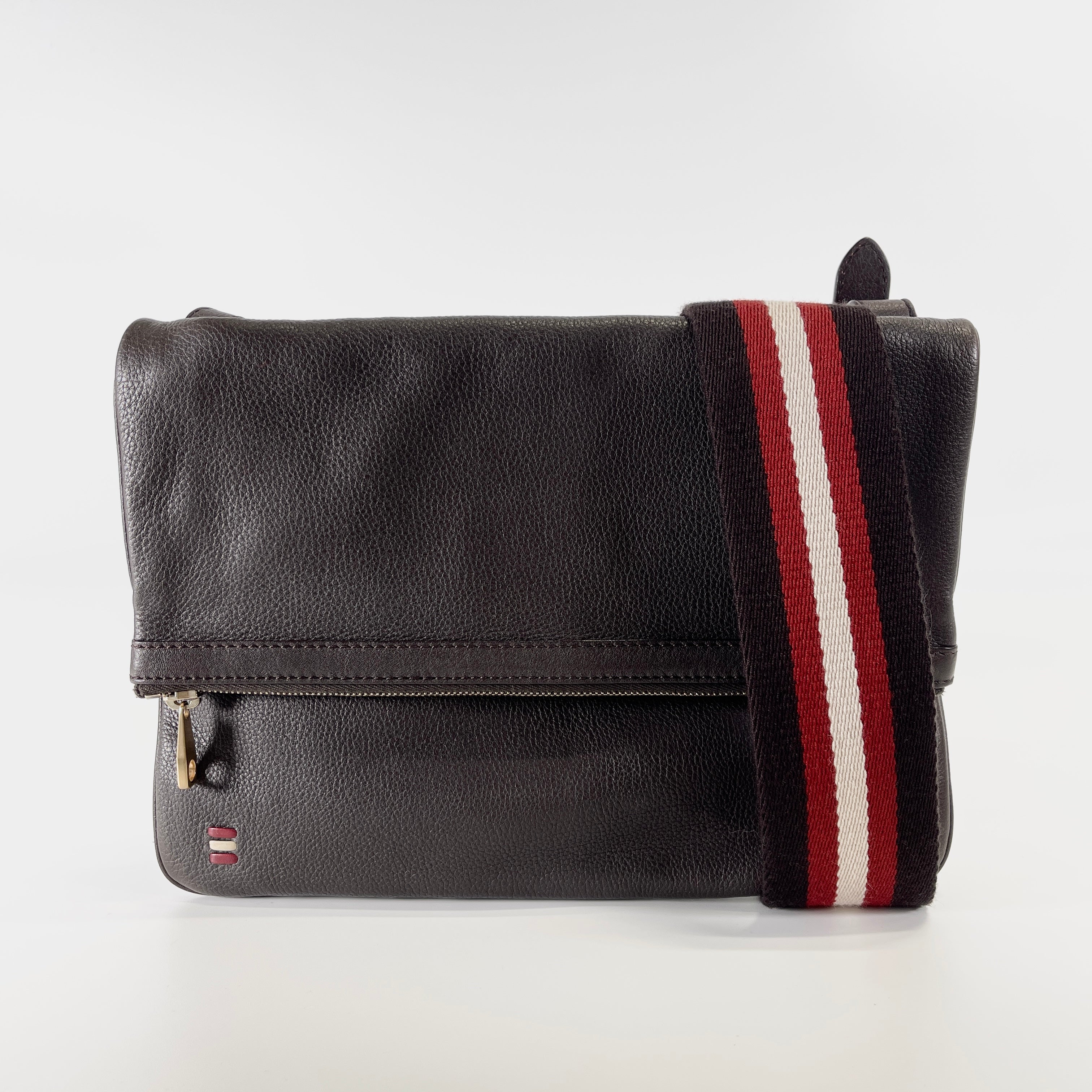 2603 secondhand BALLY shoulder