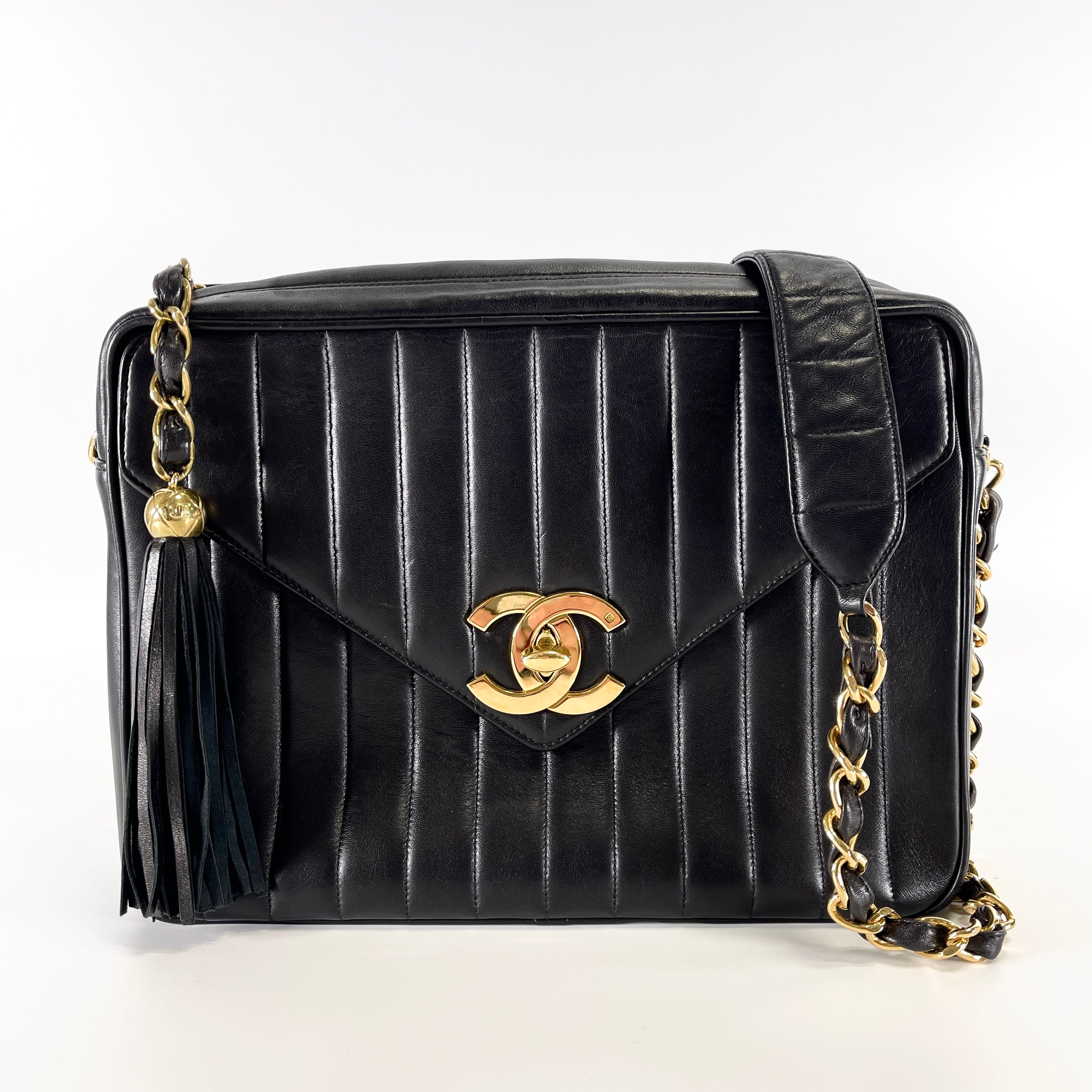 2604 secondhand CHANEL lambskin Mademoiselle Big Matelasse black