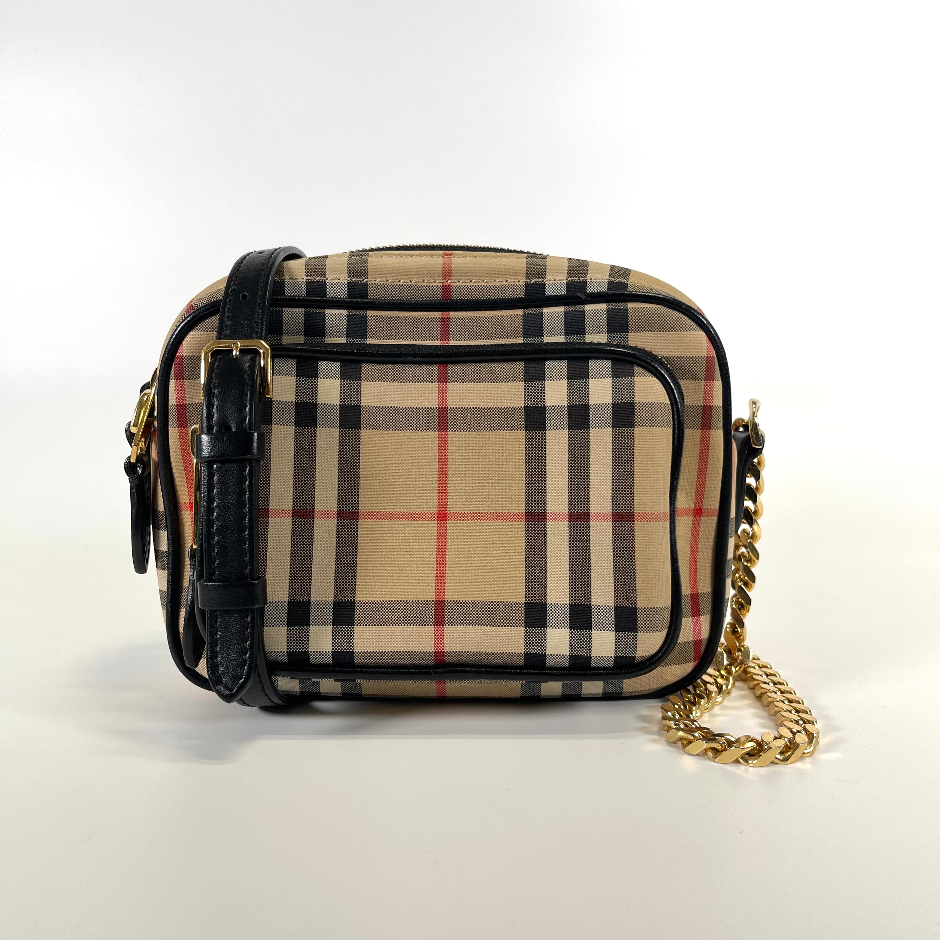 2601 BURBERRY shoulder
