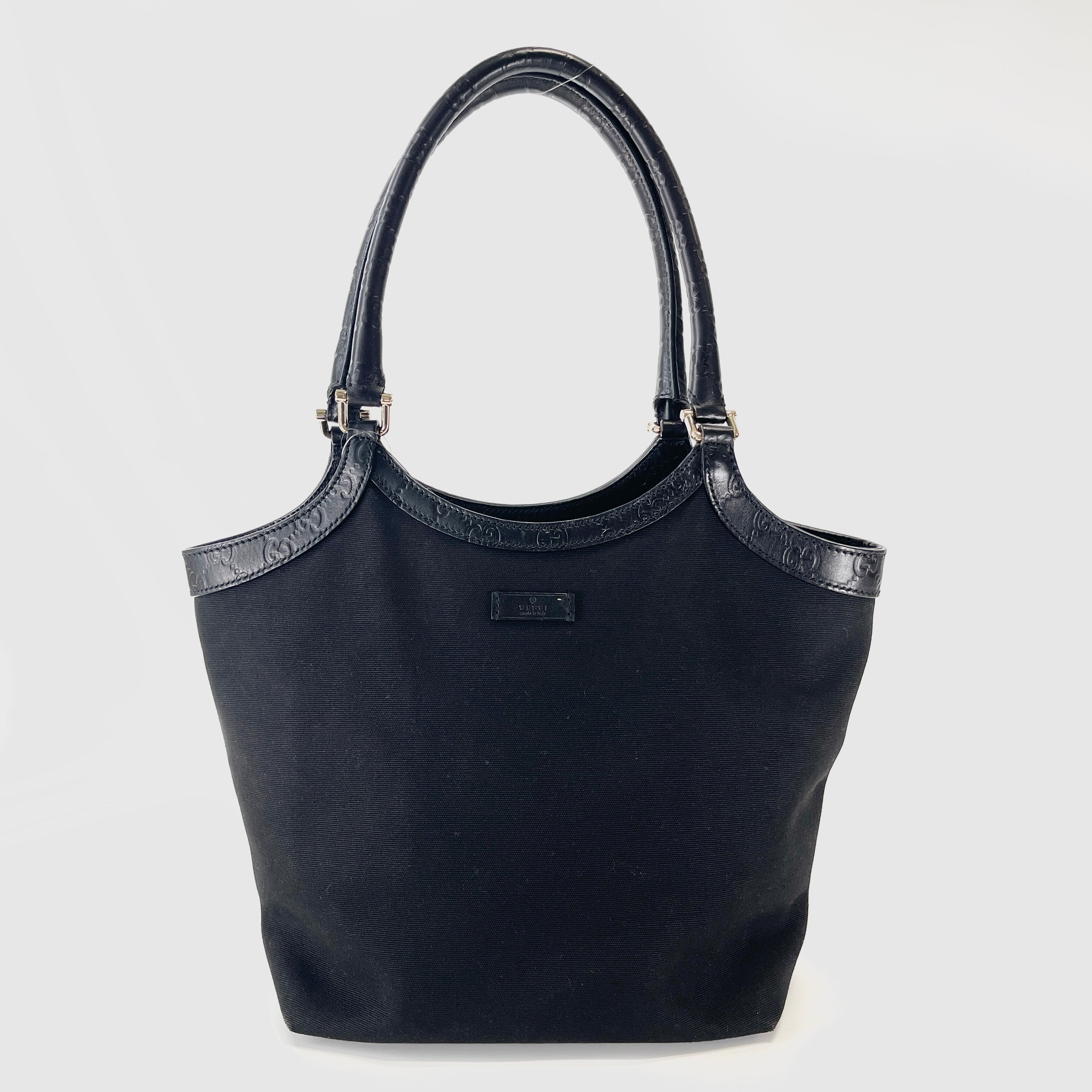 2603 secondhand GUCCI hand bag
