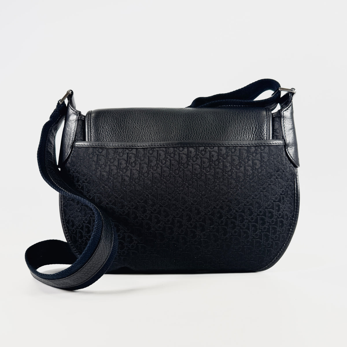 2607 secondhand CD Shoulder bag