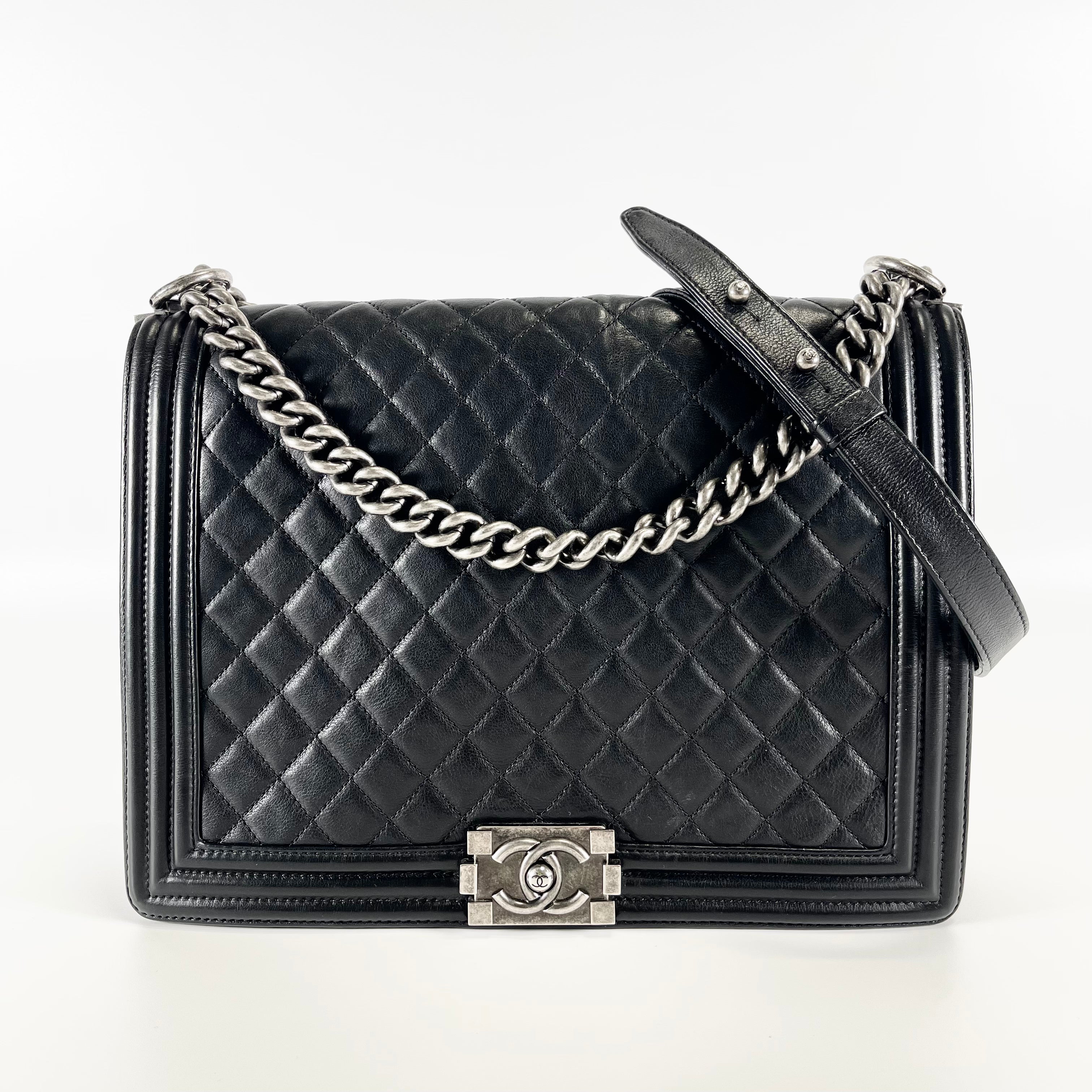 2602 secondhand CHANEL brand bag lambskin Boy Large 17875104 black