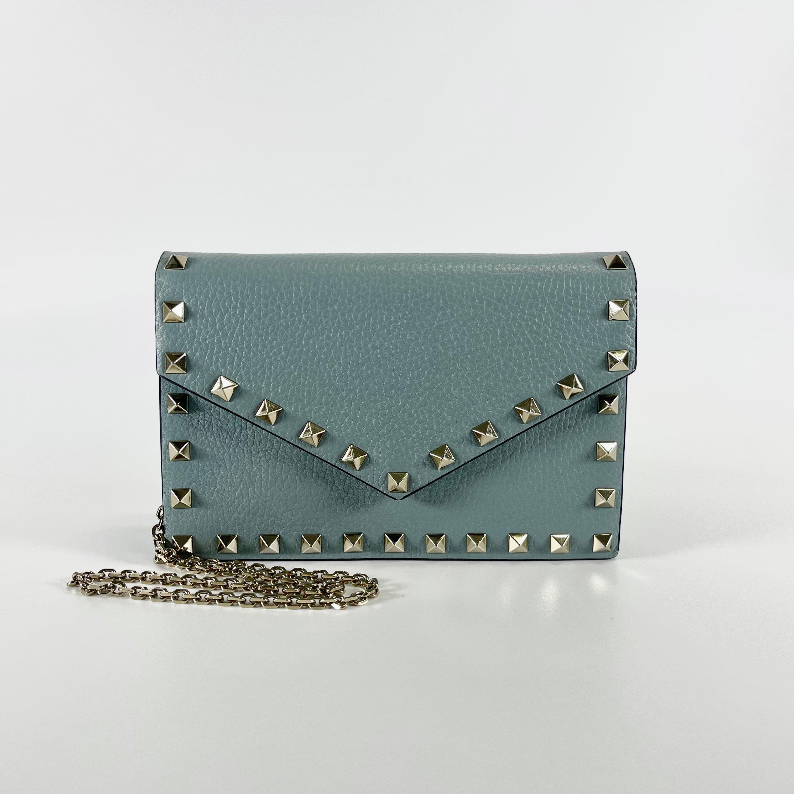 2601 secondhand VALENTINO Rockstud