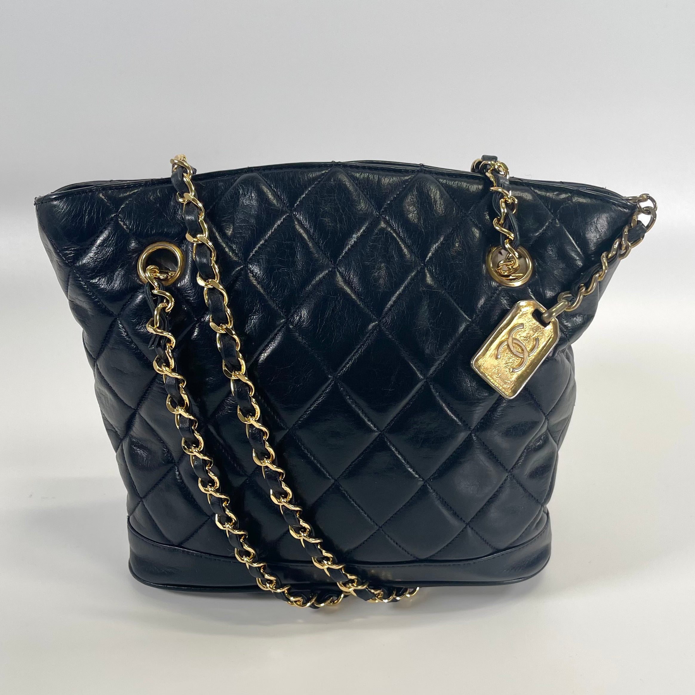 2512 CHANEL Matelasse mini Chain Bag