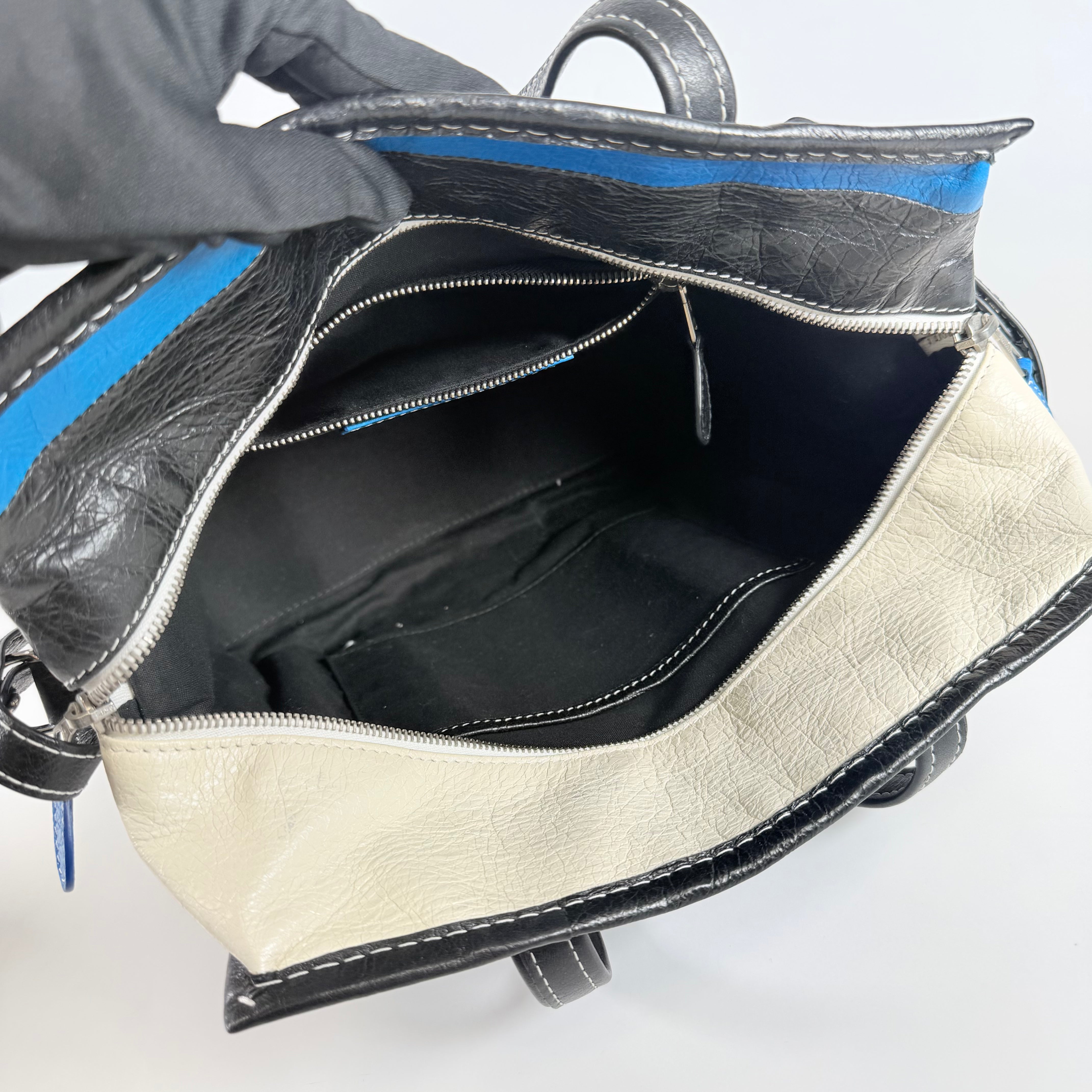 2608 secondhand BALENCIAGA Bazaar 2WAY Shopper leather white blue black