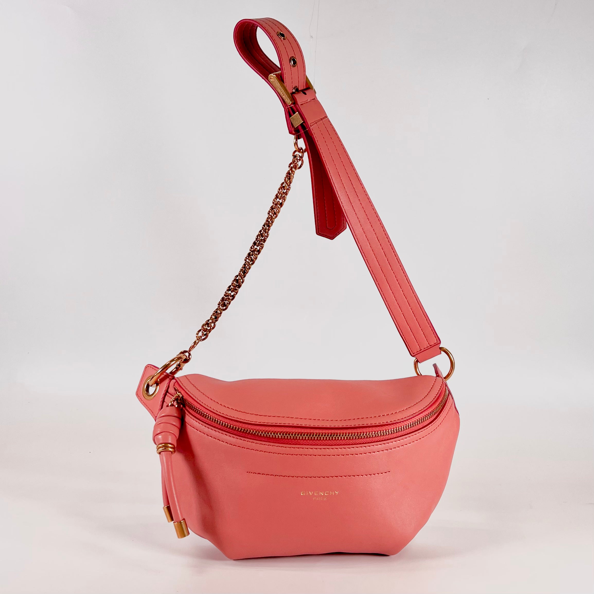 2601 secondhand GIVENCHY Body Bag