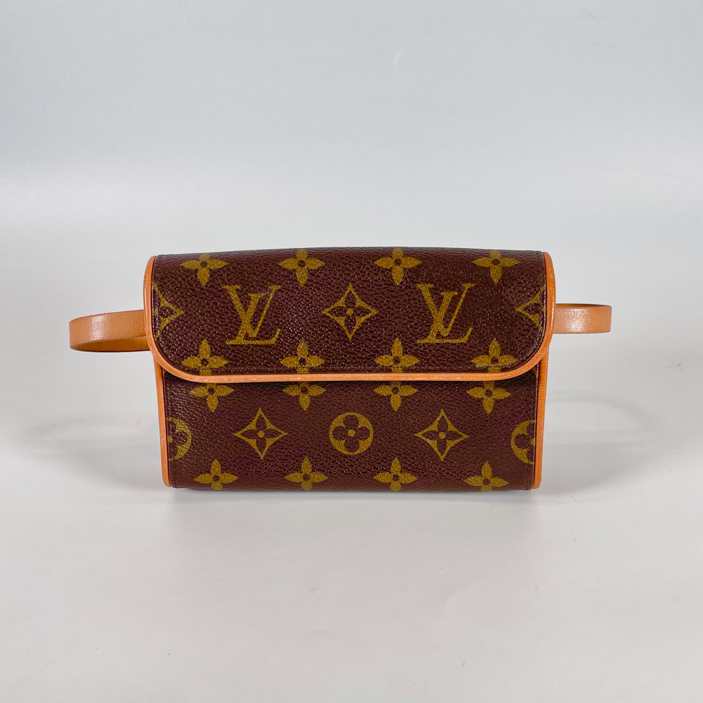 2509 Louis Vuitton Monogram Pochette Florentine