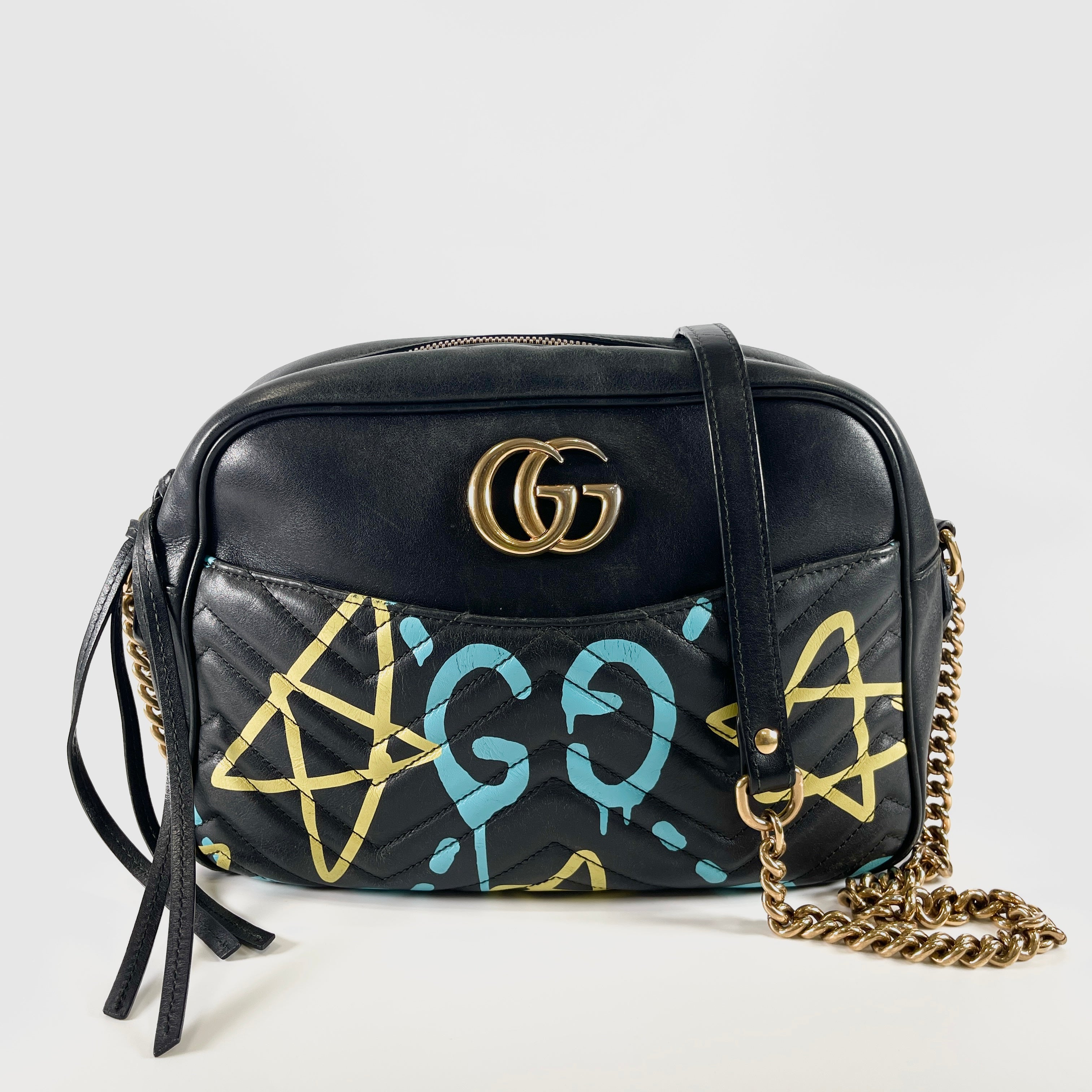 2604 secondhand GUCCI brand bag Chain Shoulder black