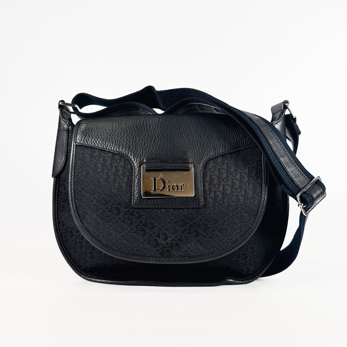 2607 secondhand CD Shoulder bag