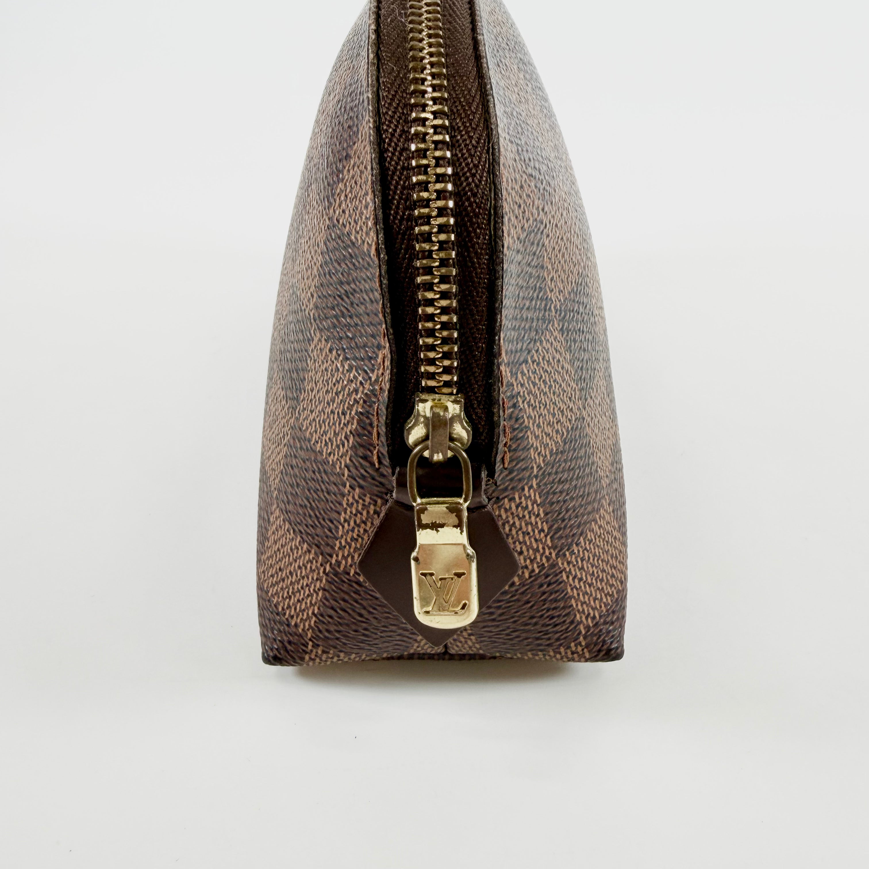 2608 secondhand LV Damier N47516 Pochette Cosmetique PM CA0045